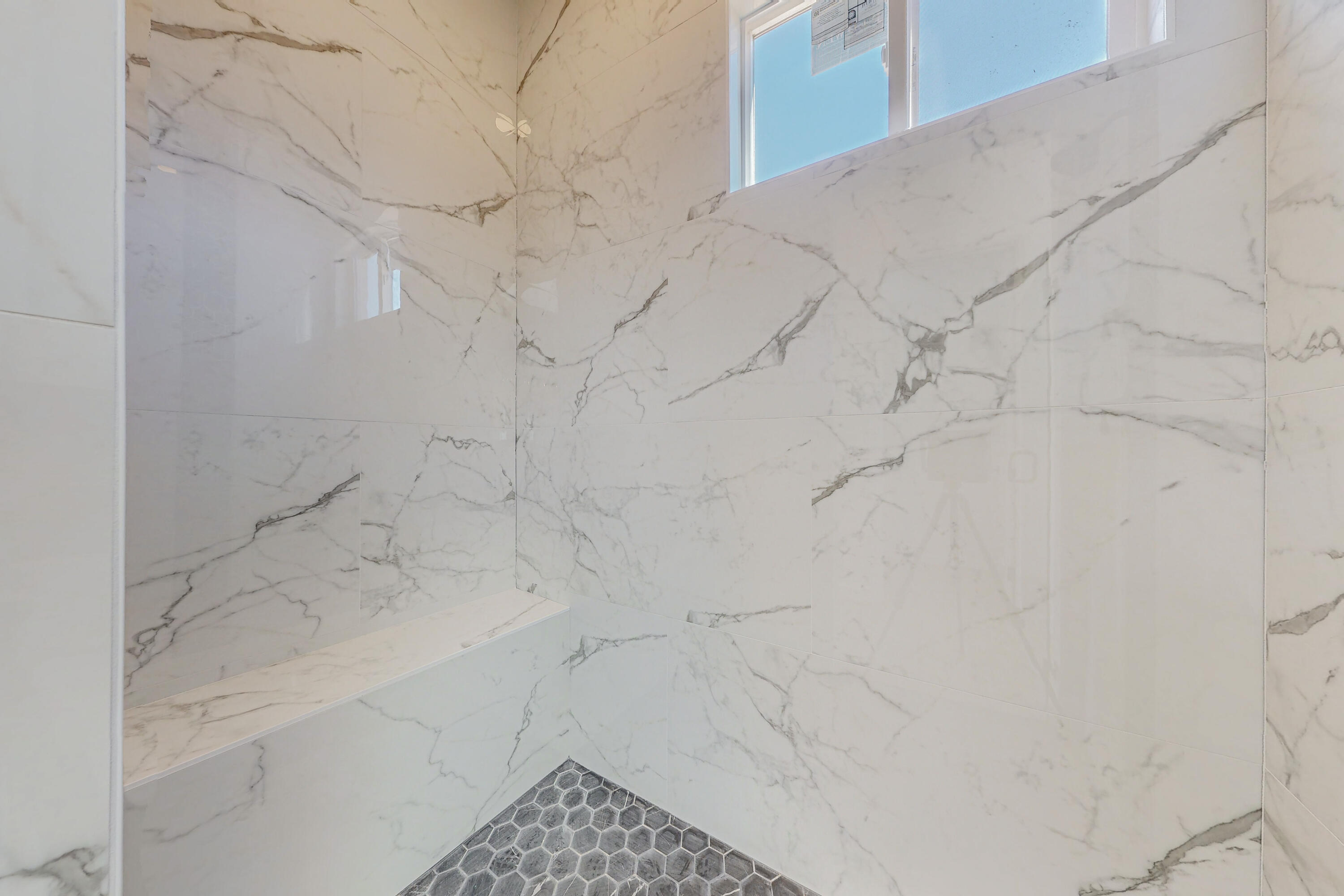 6713 Nacelle Road NE