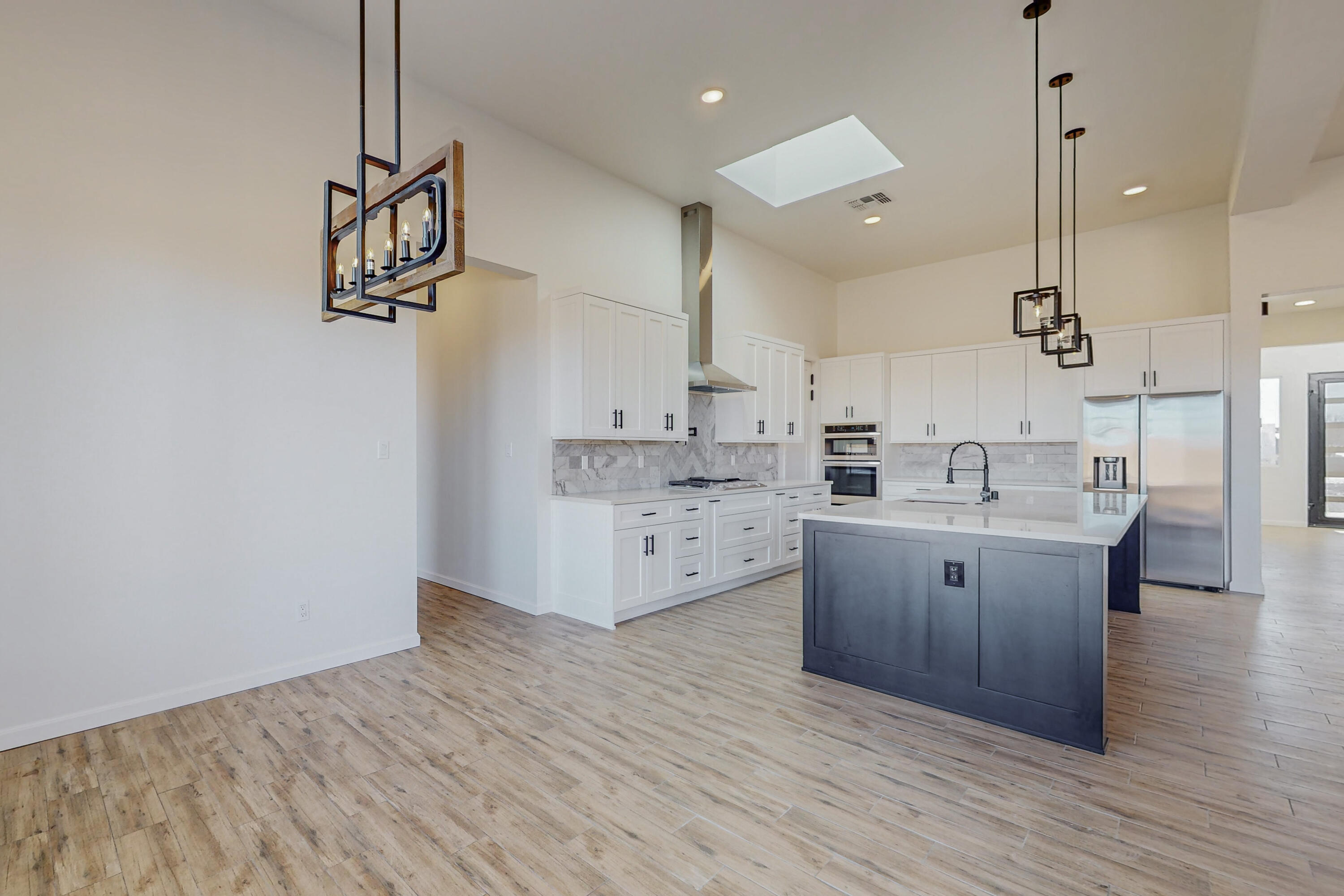 6713 Nacelle Road NE