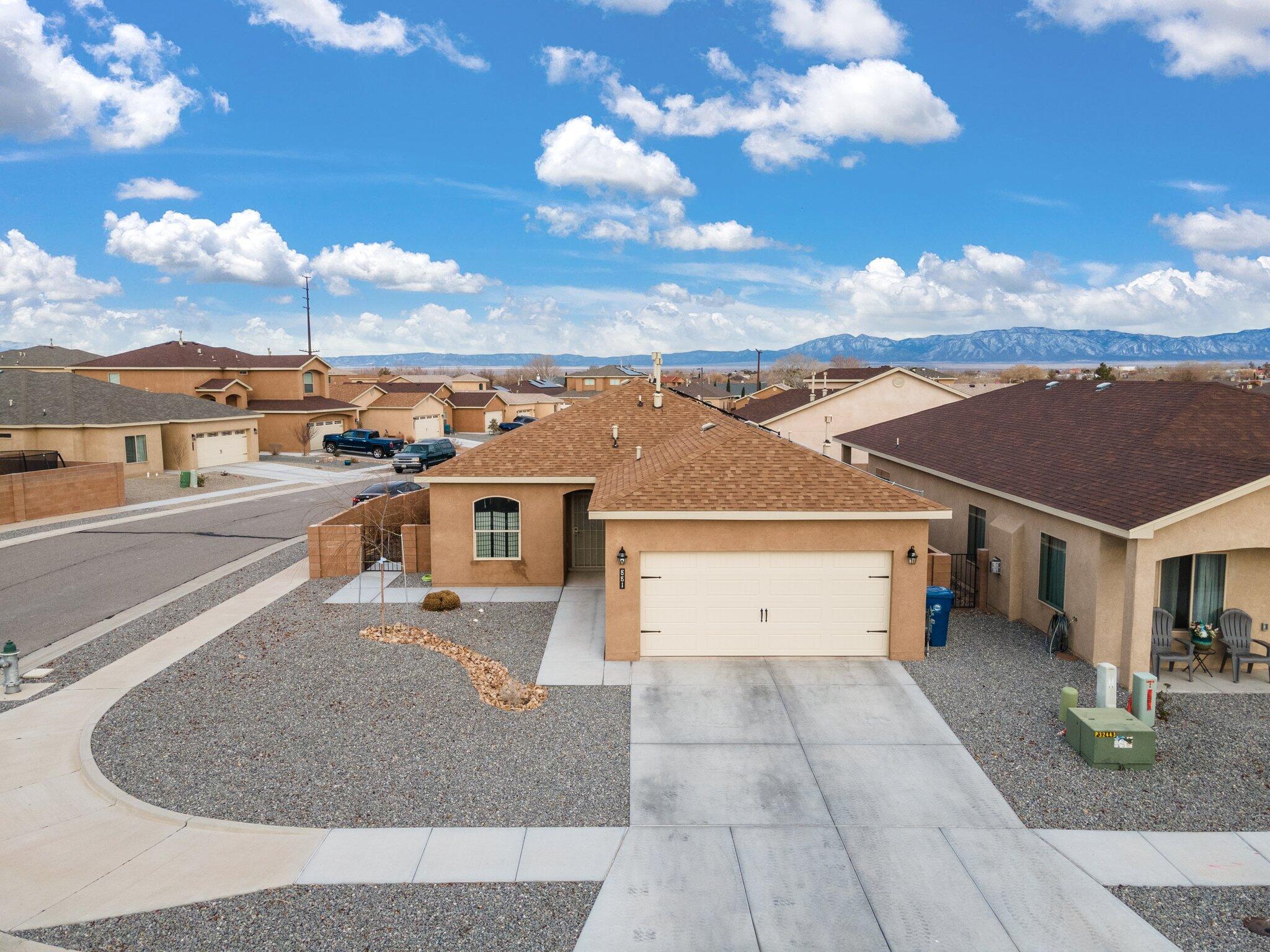 881 Firewheel Loop SW