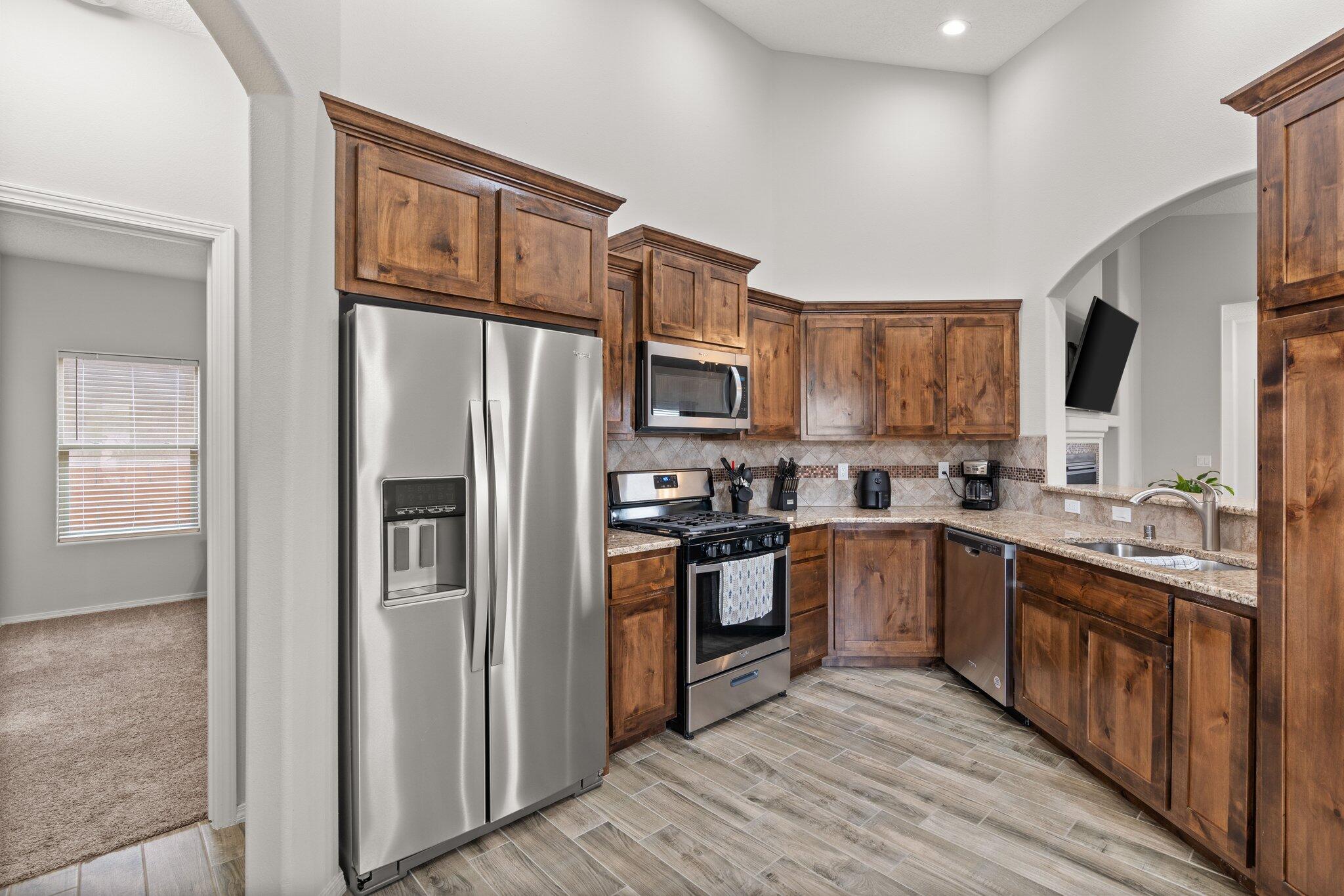 881 Firewheel Loop SW