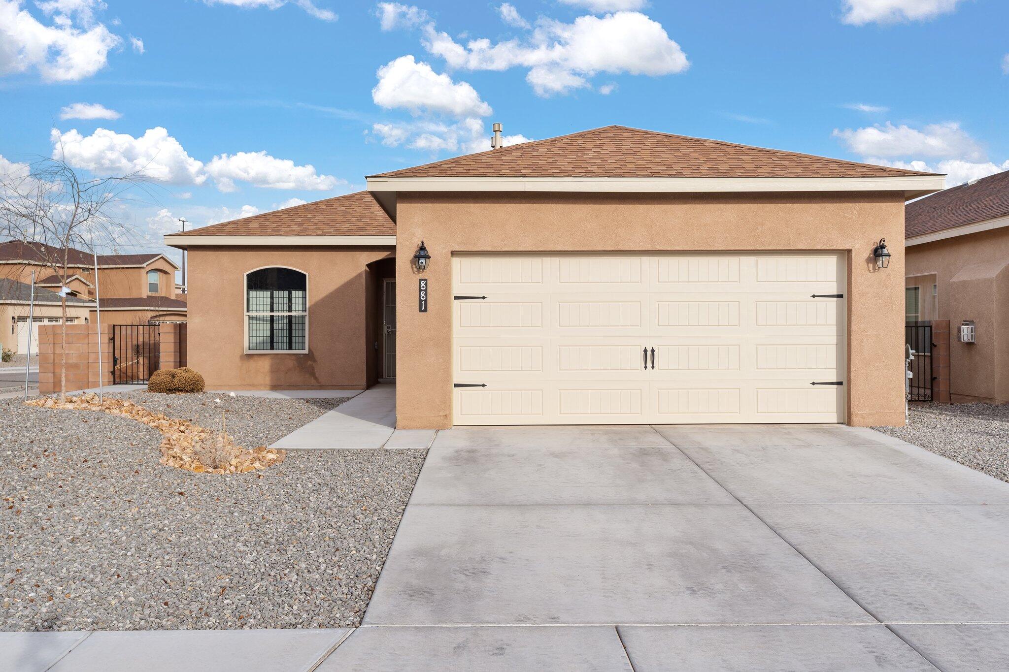 881 Firewheel Loop SW