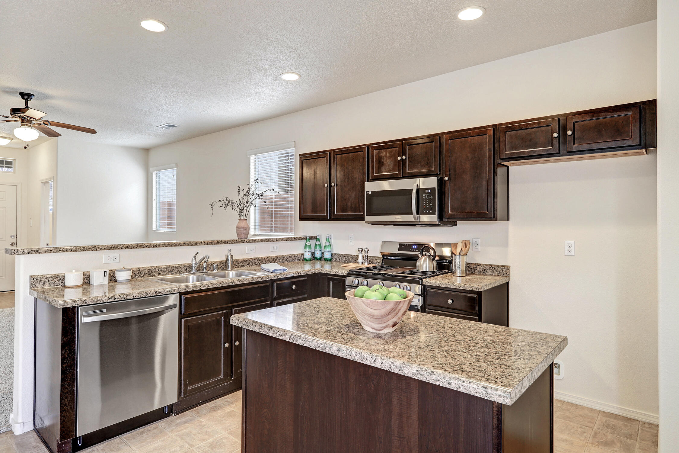 10645 Microlith Road SW