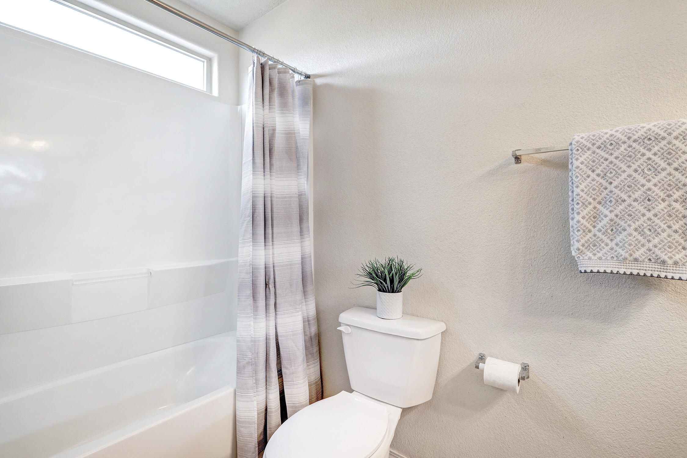 10645 Microlith Road SW