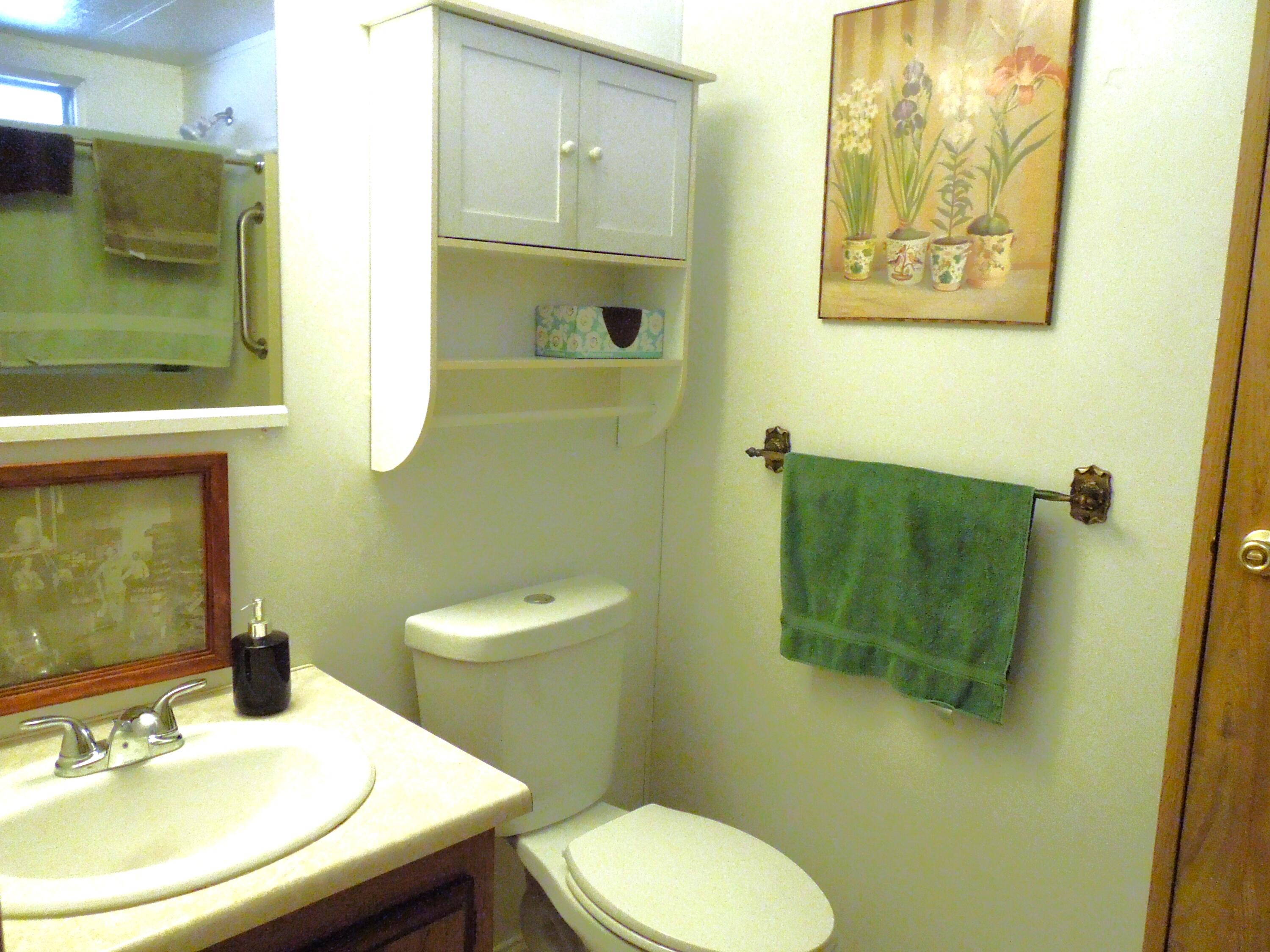 6118 Edith Boulevard NE 39