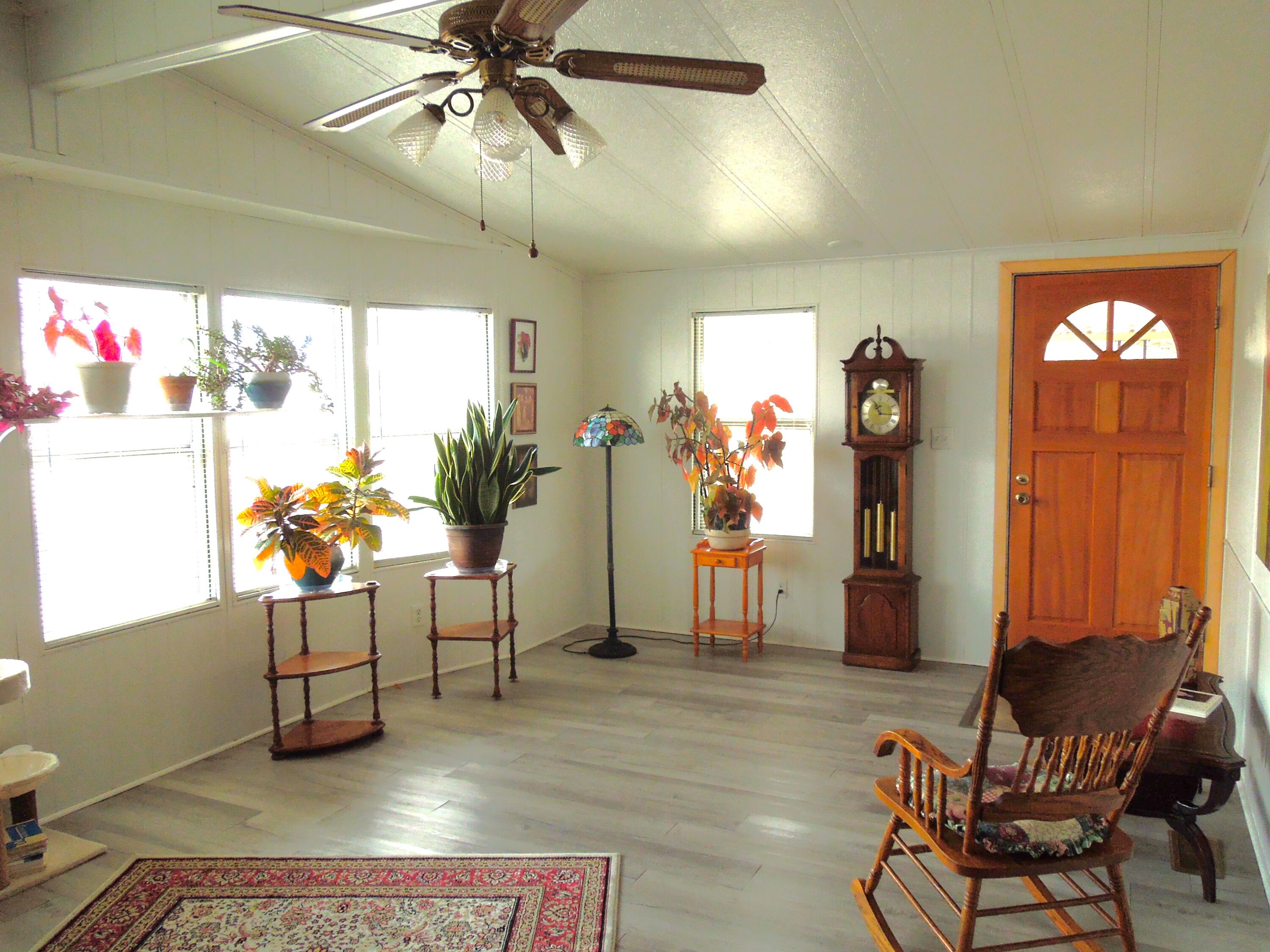 6118 Edith Boulevard NE 39