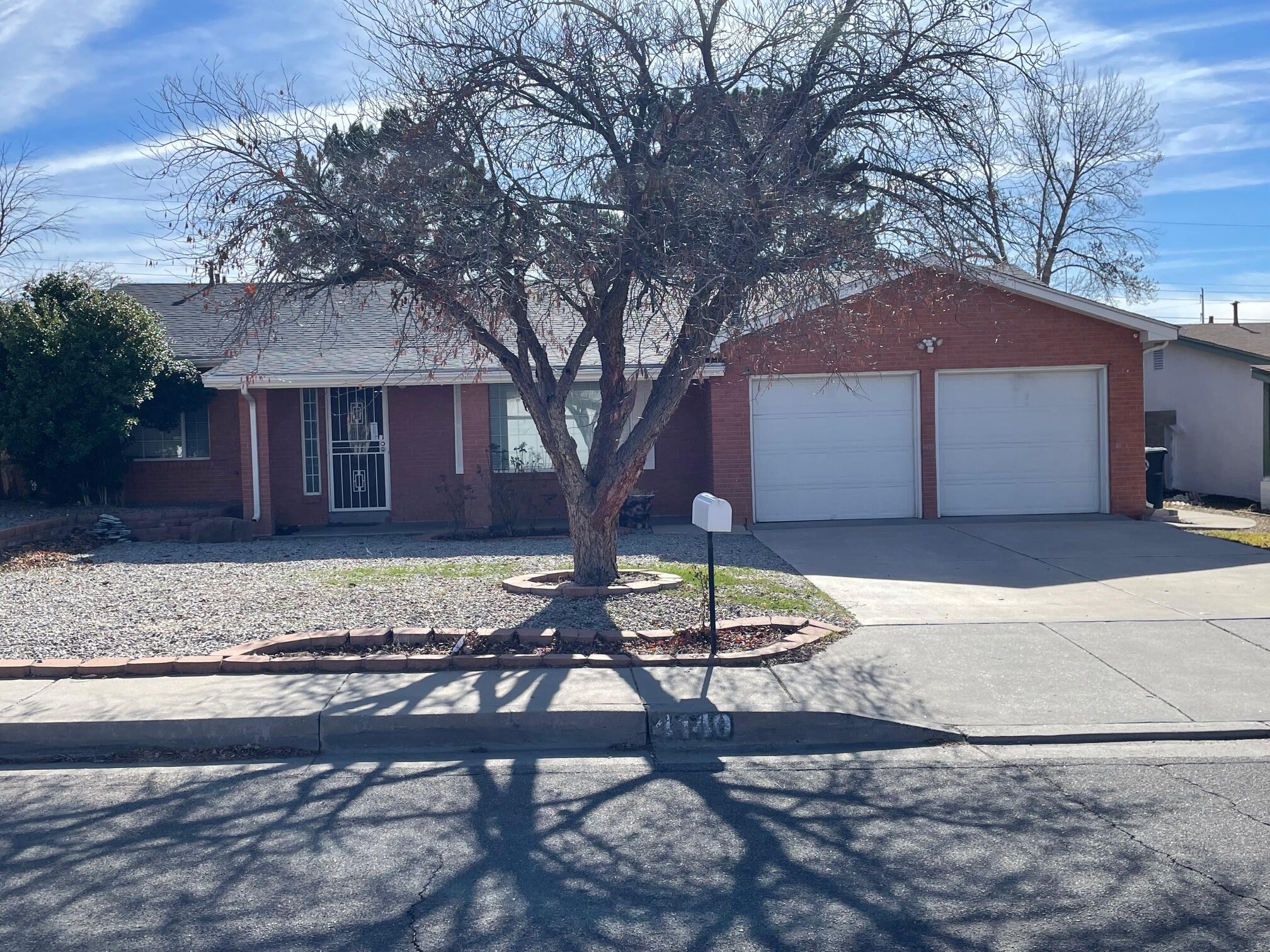 4140 Alcazar Street NE