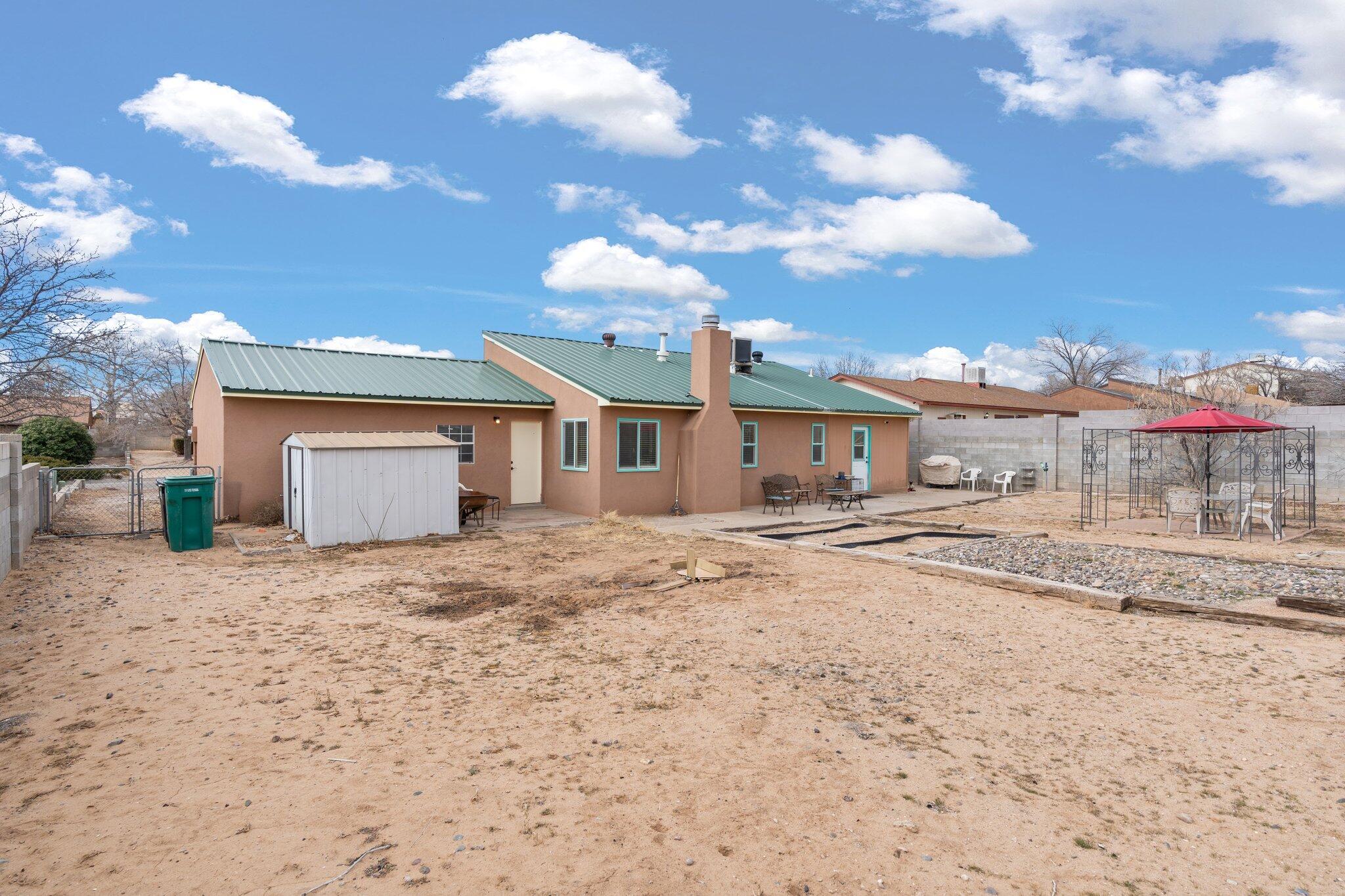660 Stagecoach Road SE