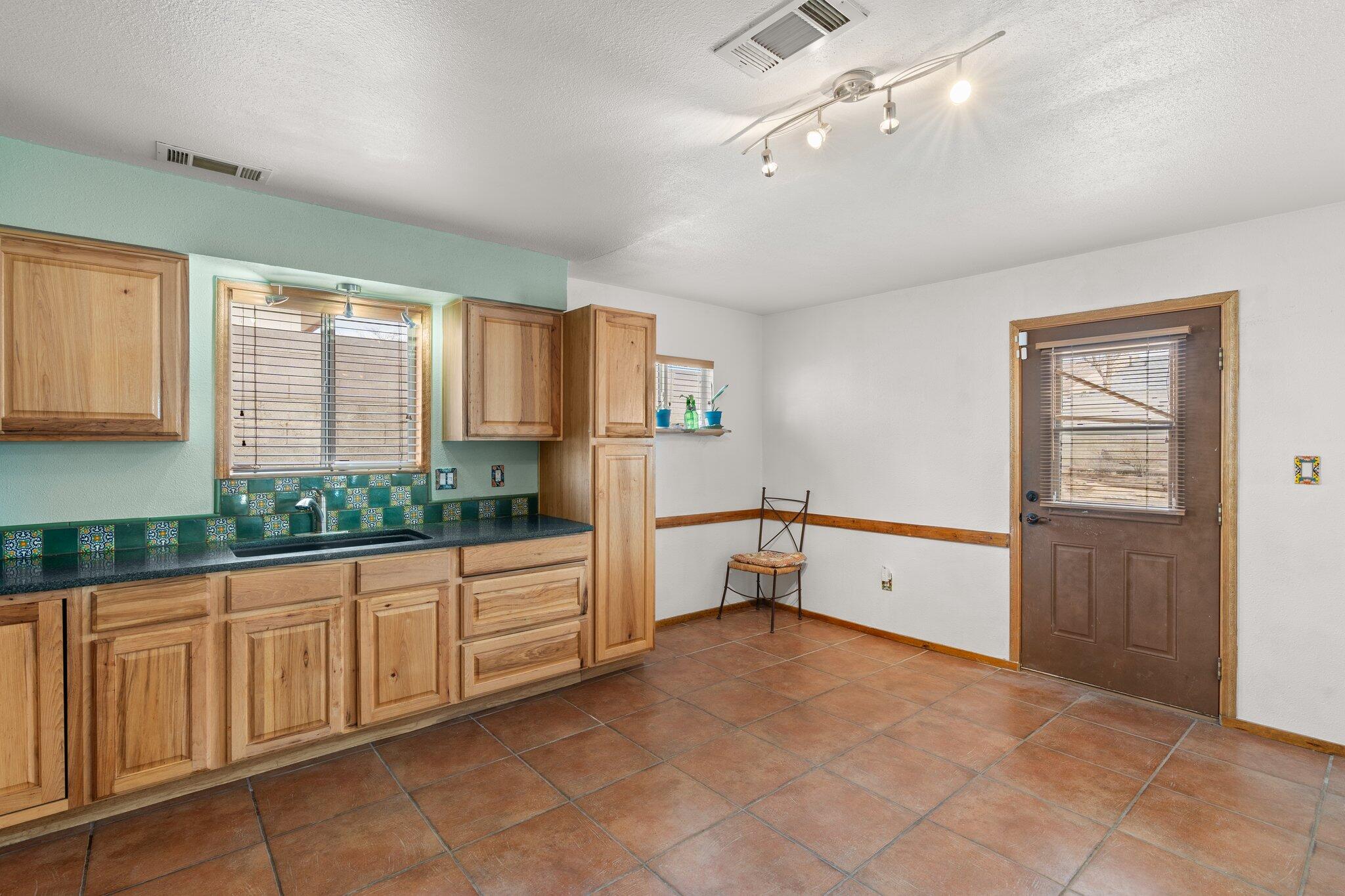 660 Stagecoach Road SE