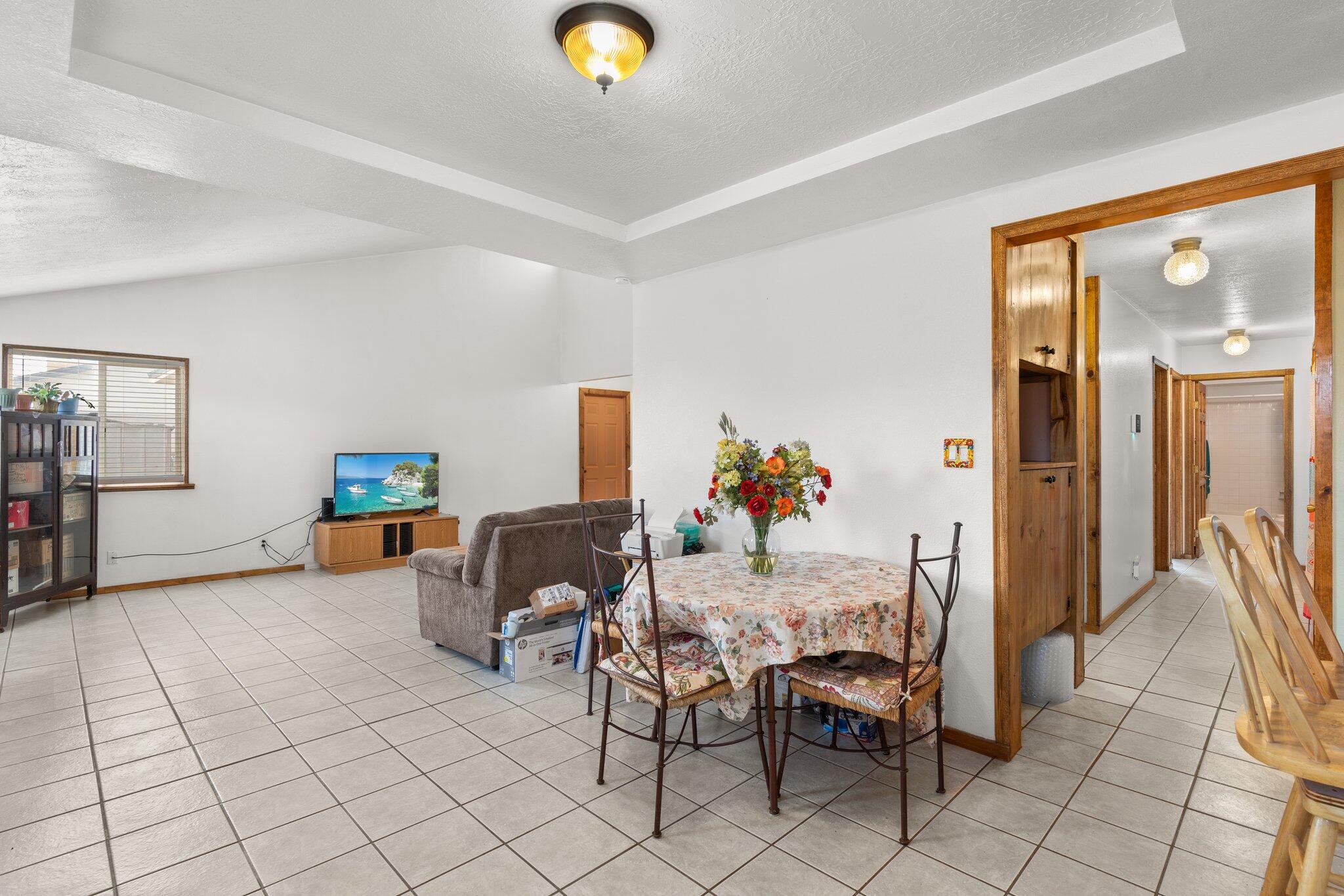 660 Stagecoach Road SE
