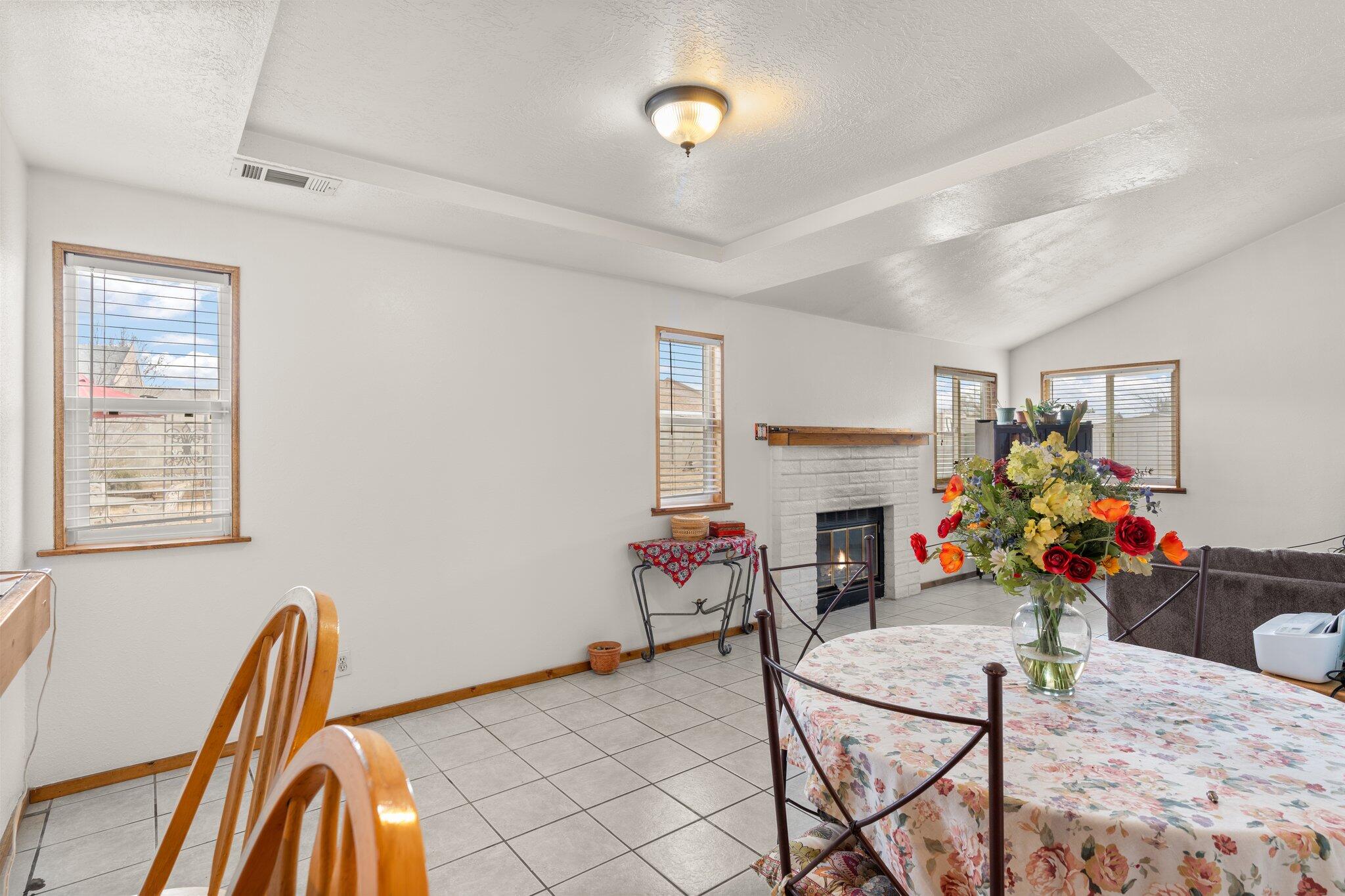 660 Stagecoach Road SE