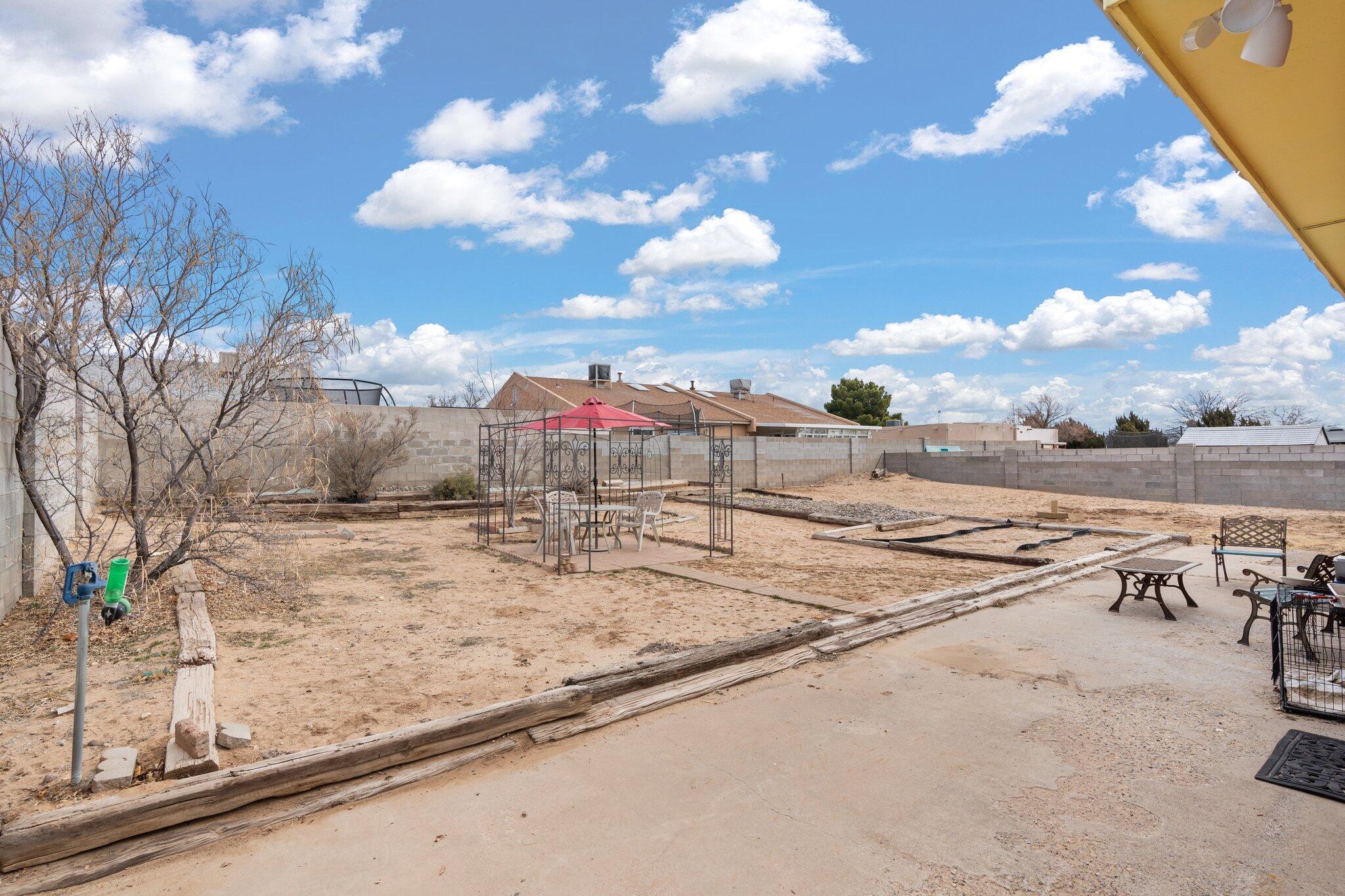 660 Stagecoach Road SE