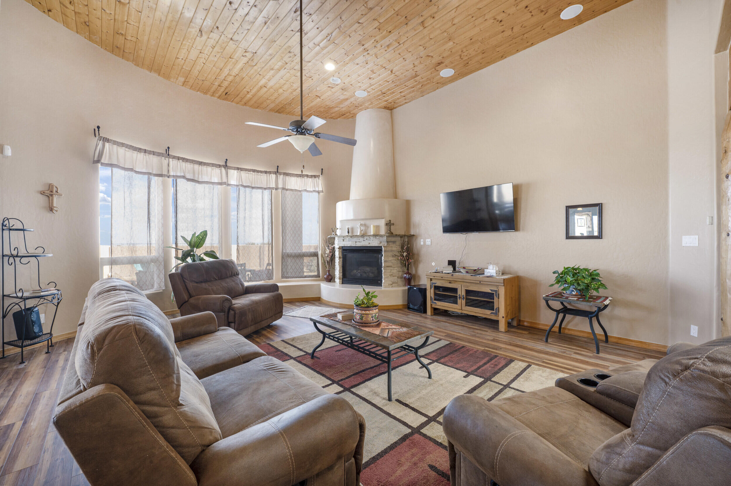 16 Lindsey Lane Lane