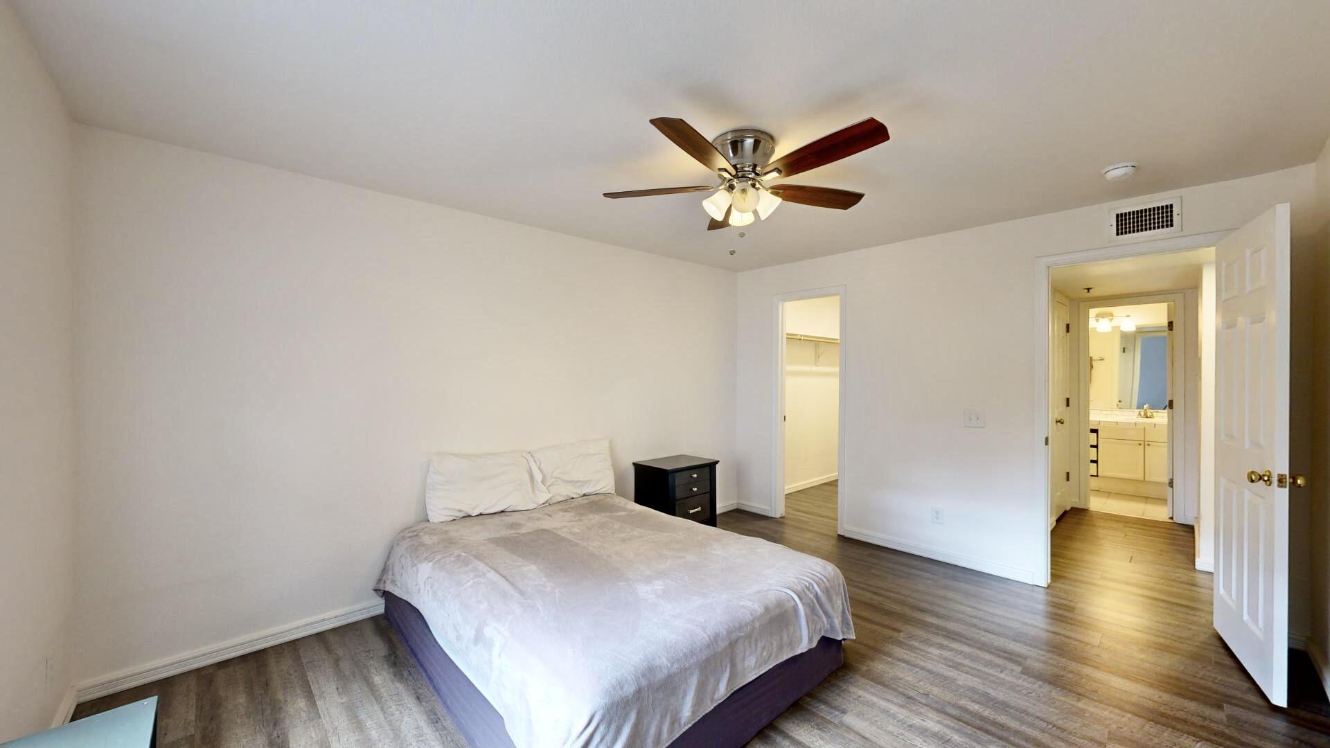 3829 Montgomery Boulevard NE 323