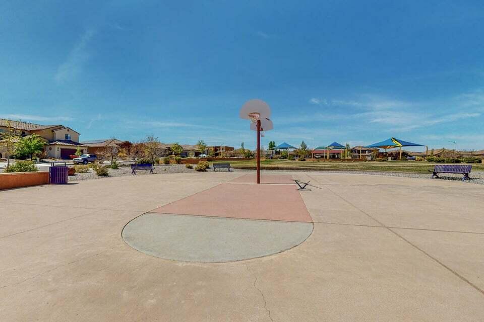 1840 Cooke Canyon Drive NW