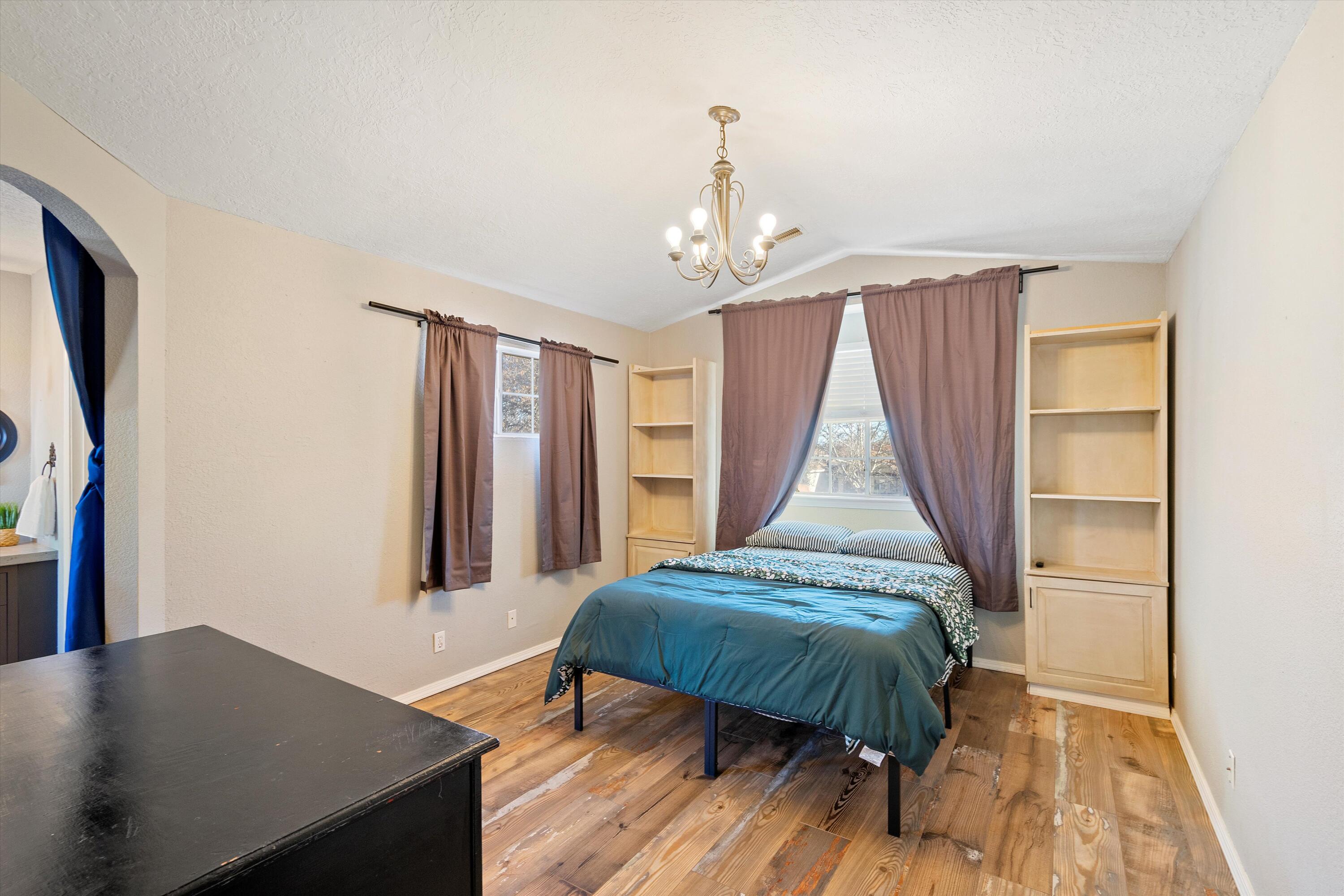 4805 Mesa Prieta Court NW