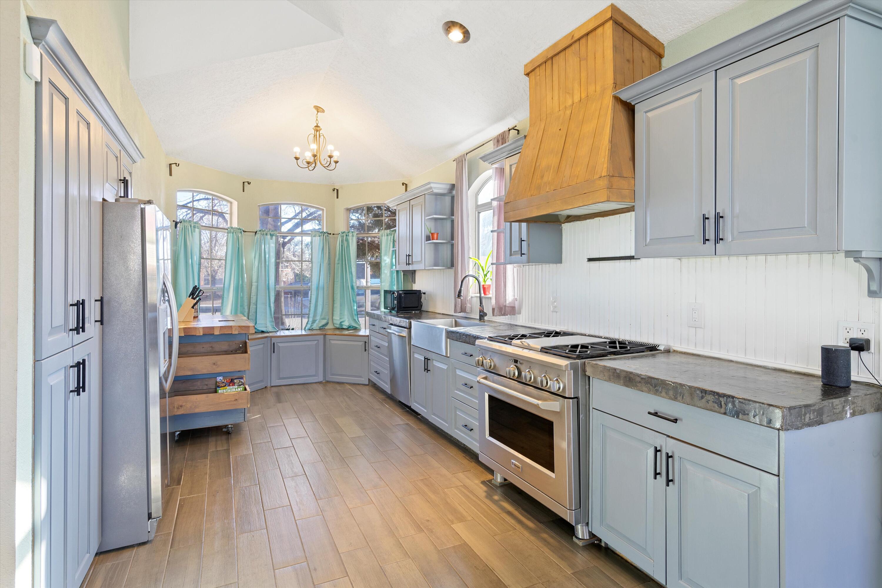 4805 Mesa Prieta Court NW