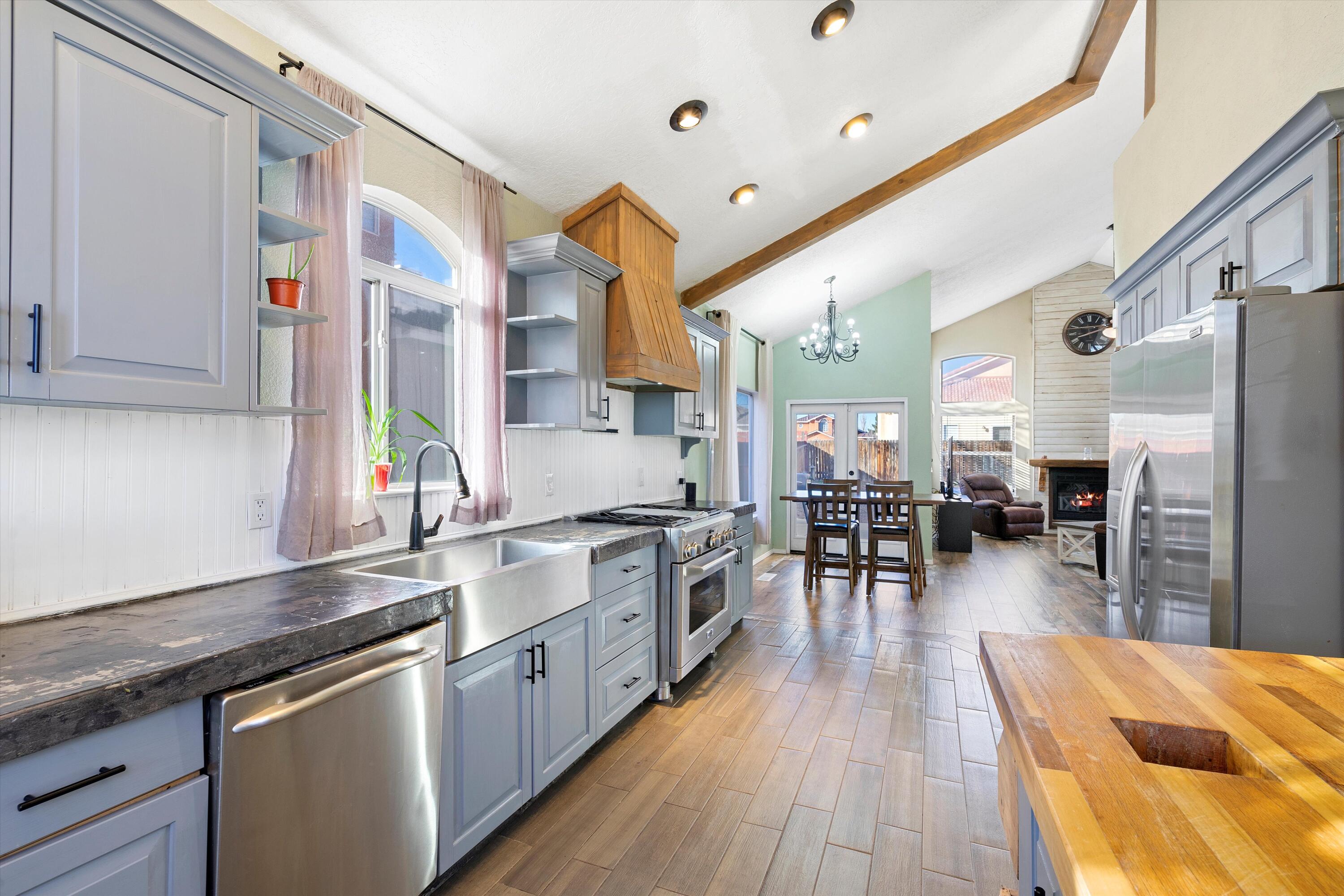 4805 Mesa Prieta Court NW