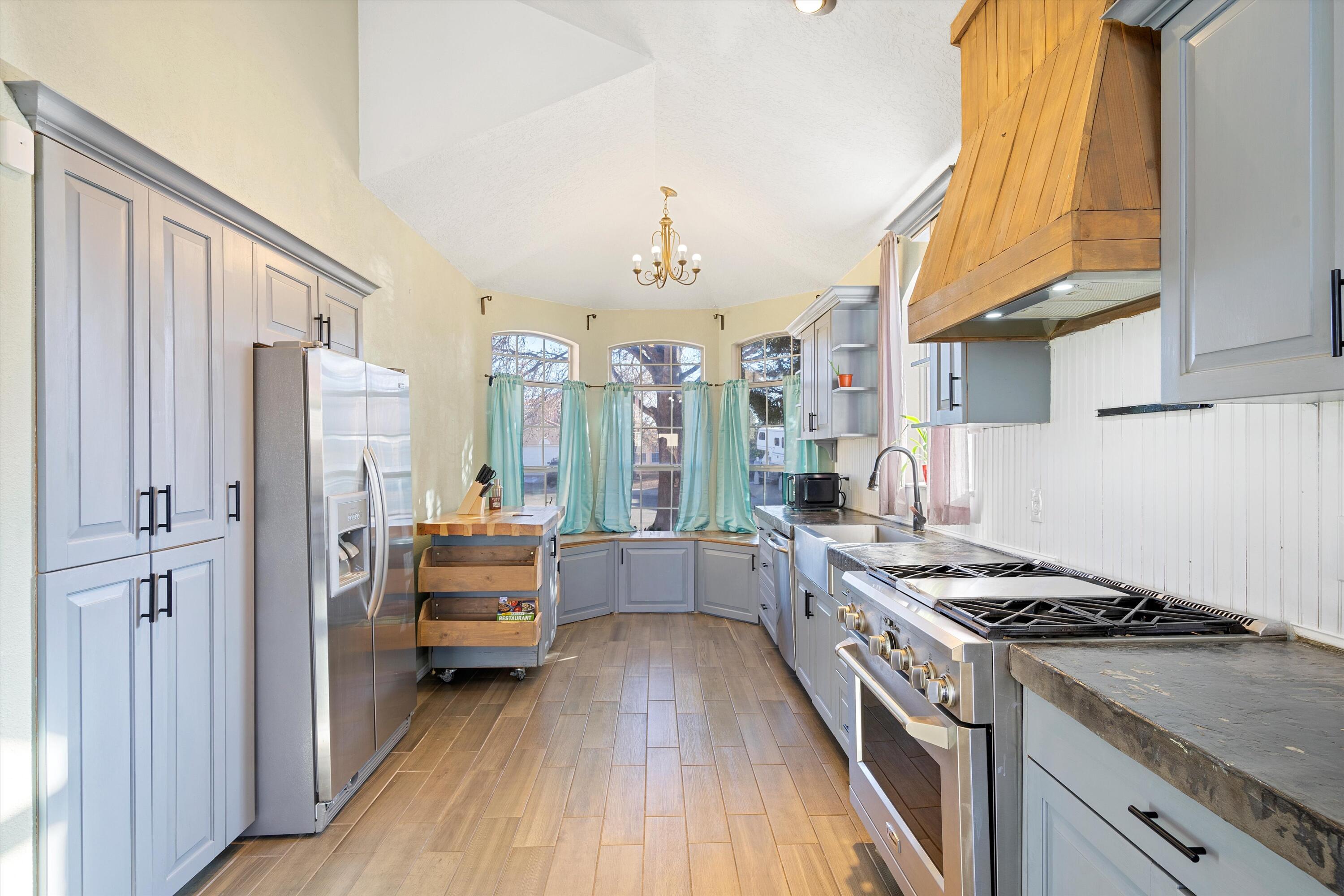 4805 Mesa Prieta Court NW