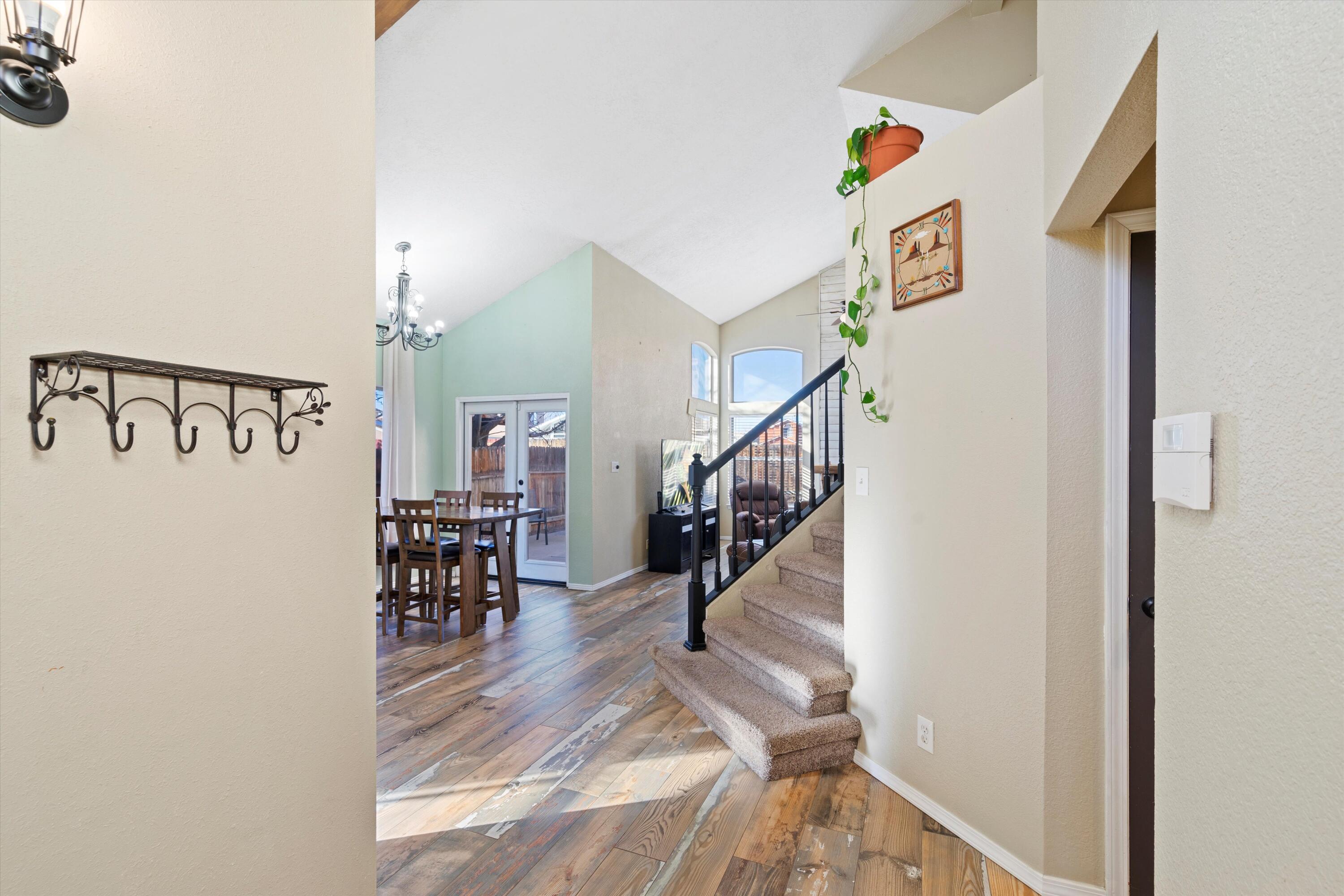 4805 Mesa Prieta Court NW