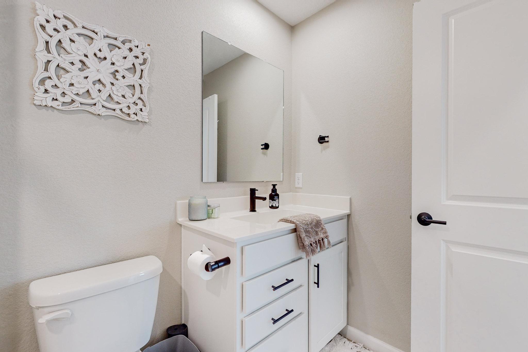 11423 Manzano Vista Avenue SE