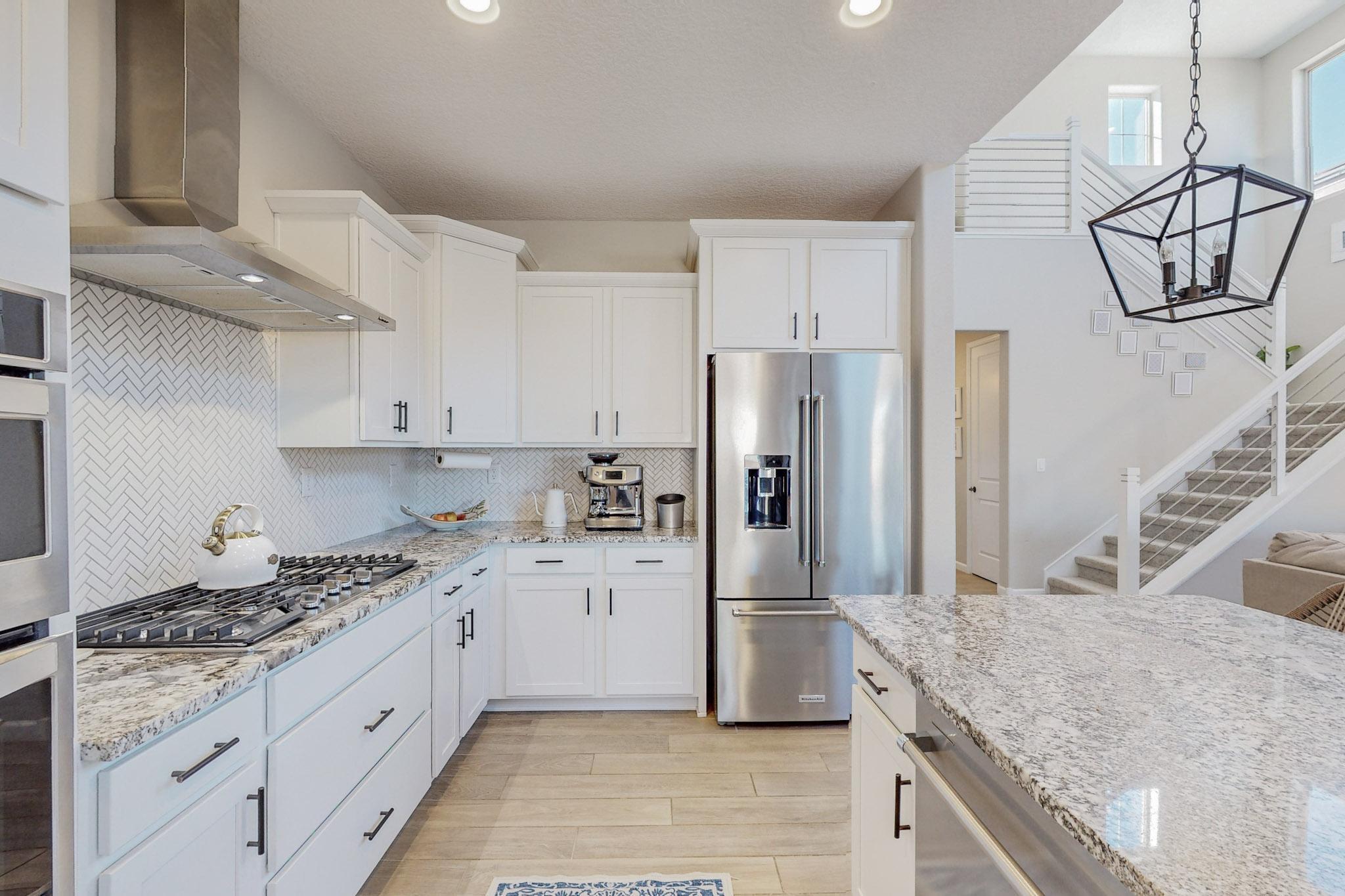 11423 Manzano Vista Avenue SE