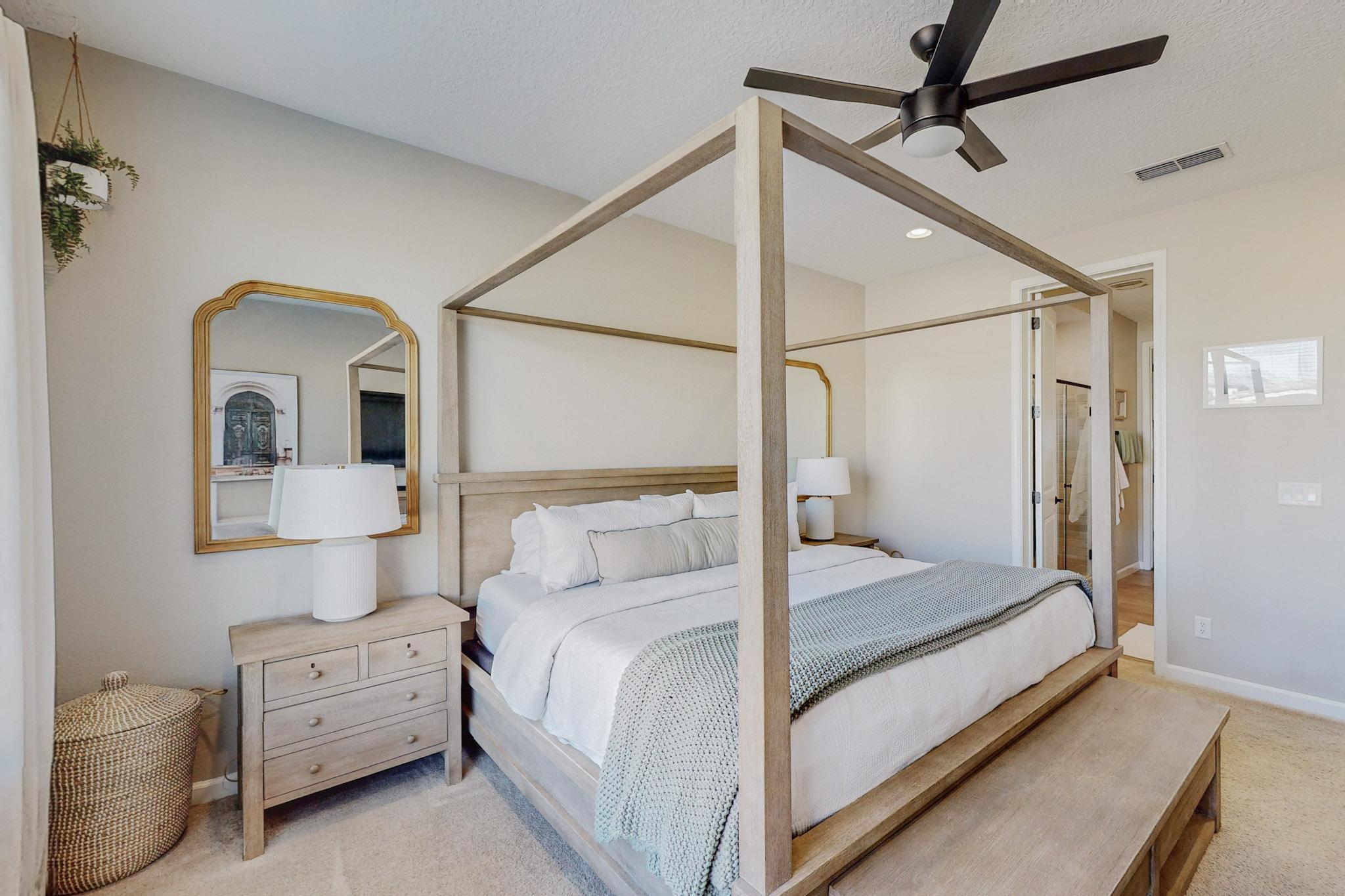 11423 Manzano Vista Avenue SE