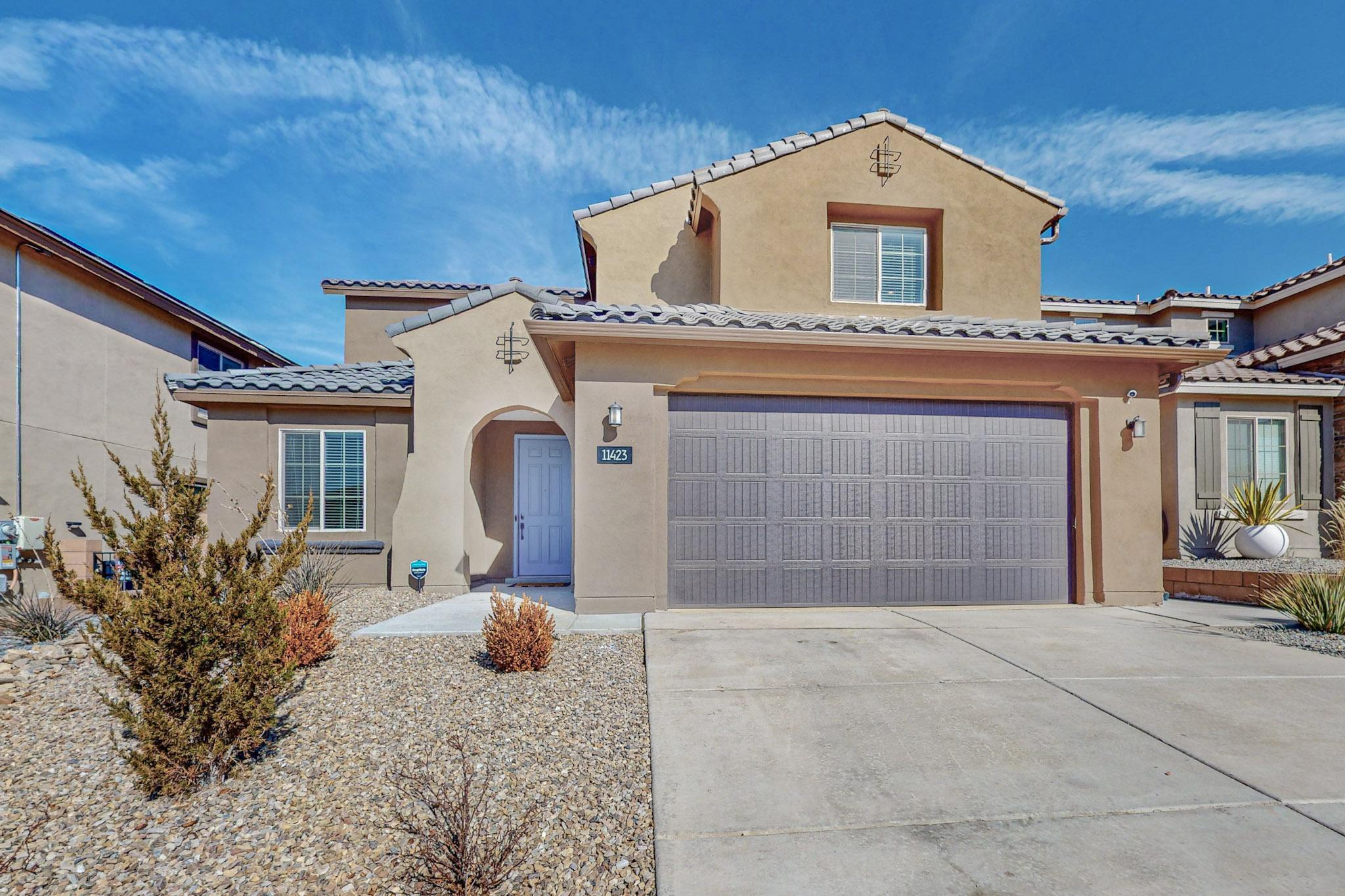 11423 Manzano Vista Avenue SE