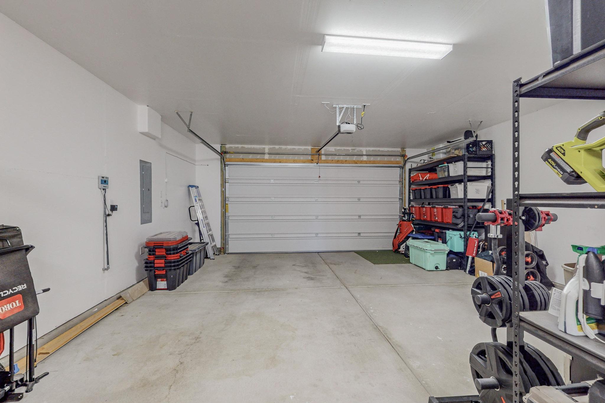 11423 Manzano Vista Avenue SE