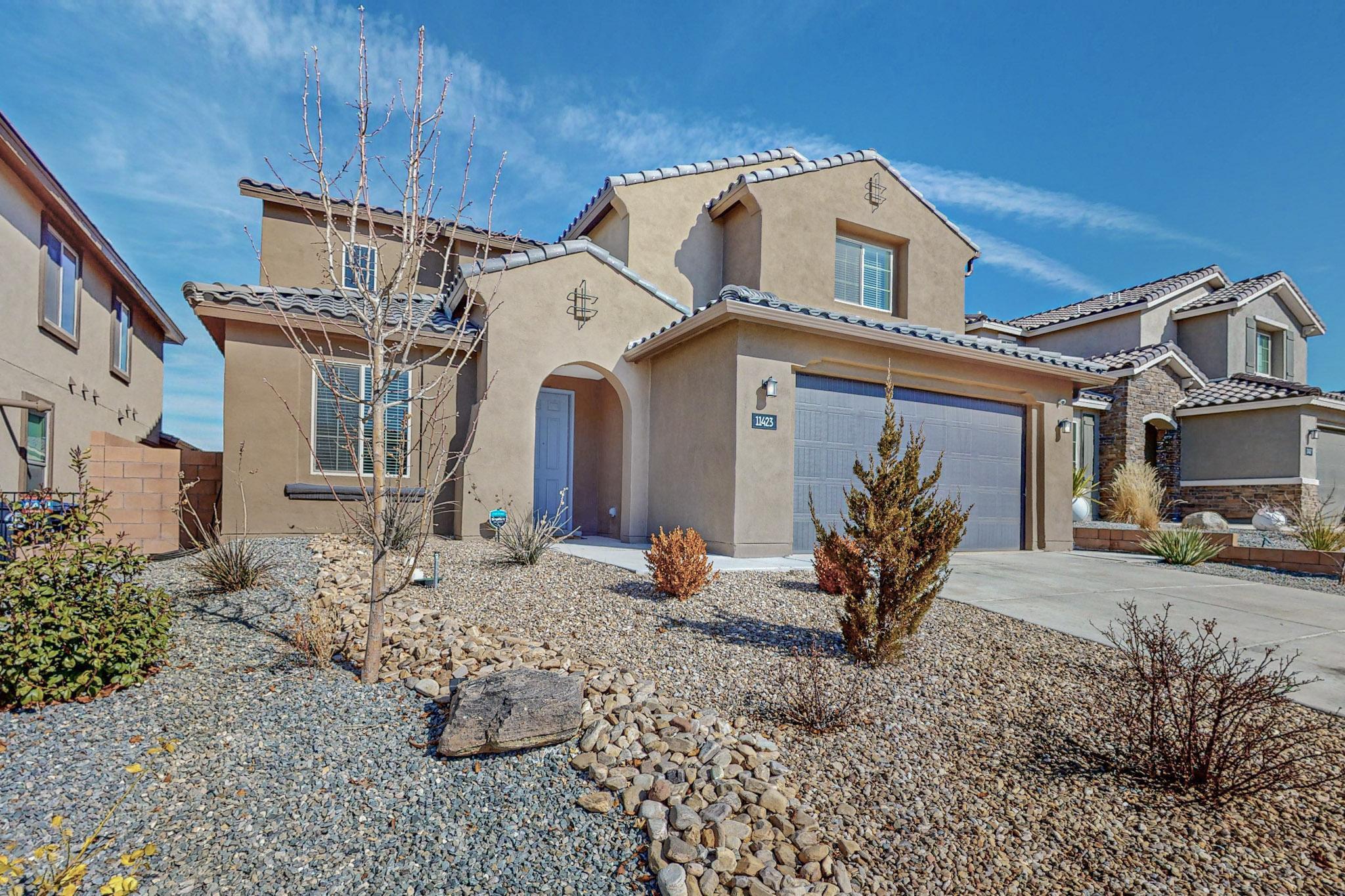 11423 Manzano Vista Avenue SE