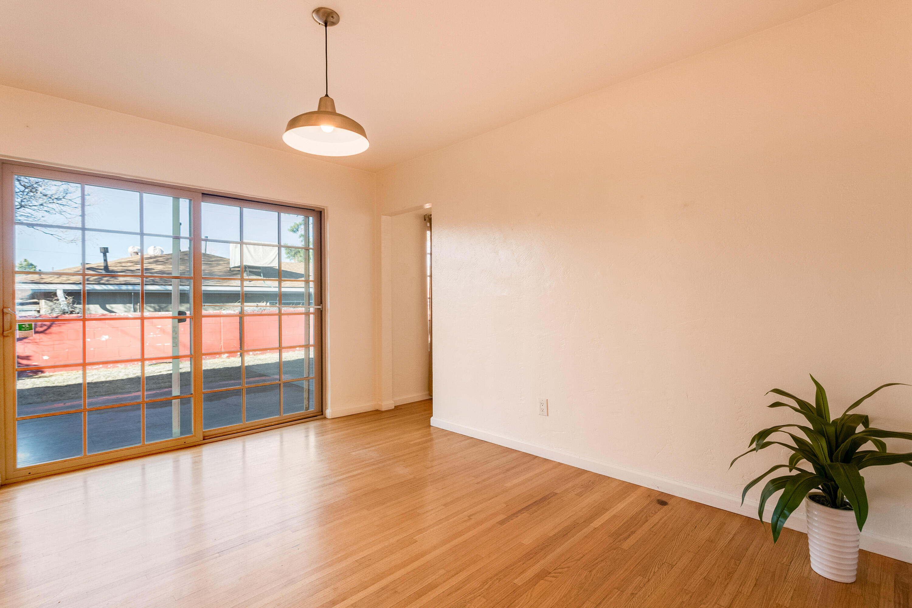 4611 Constitution Avenue NE