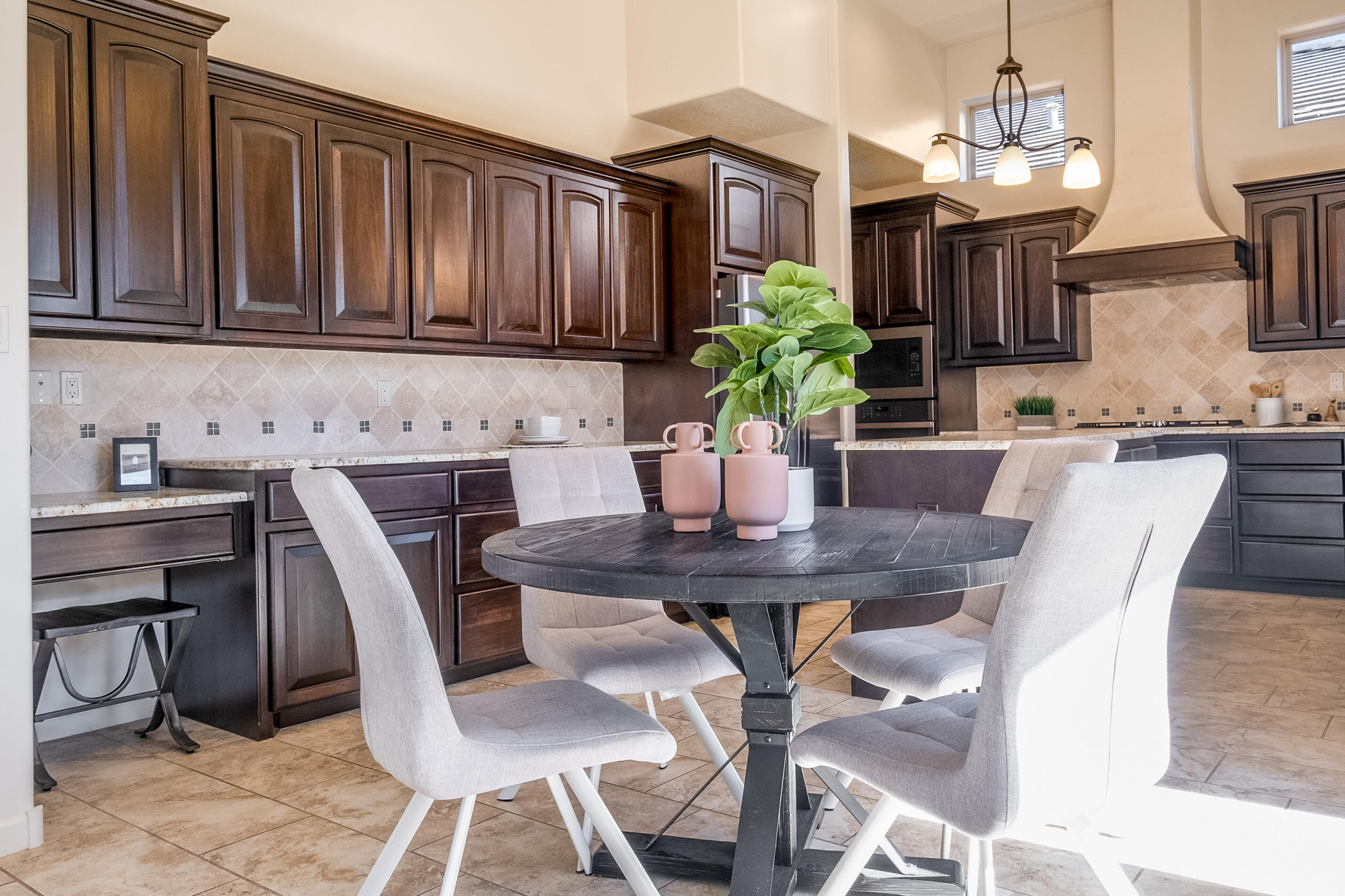 6900 Walnut Creek Road NE