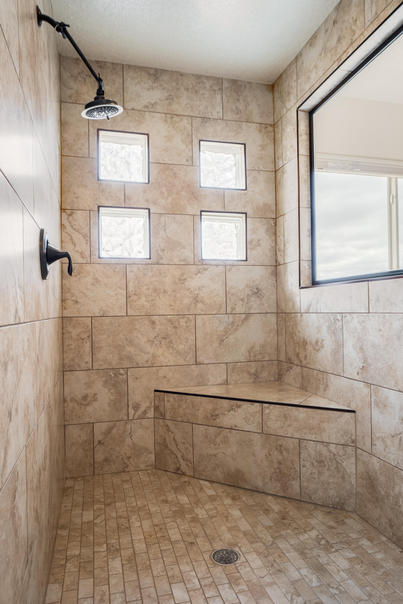 6900 Walnut Creek Road NE