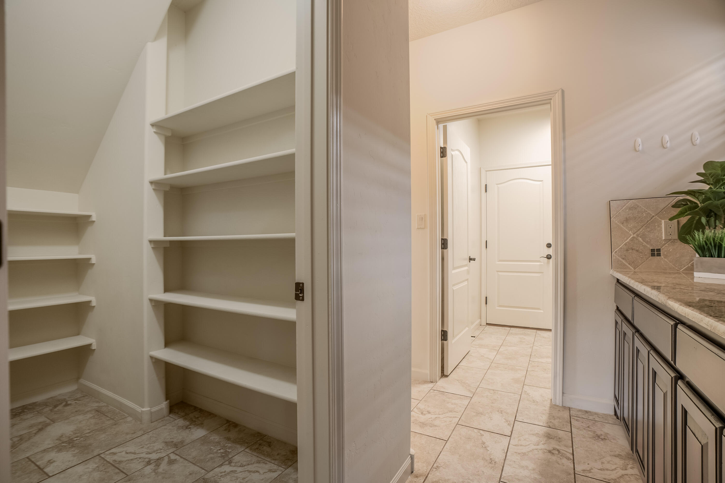 6900 Walnut Creek Road NE