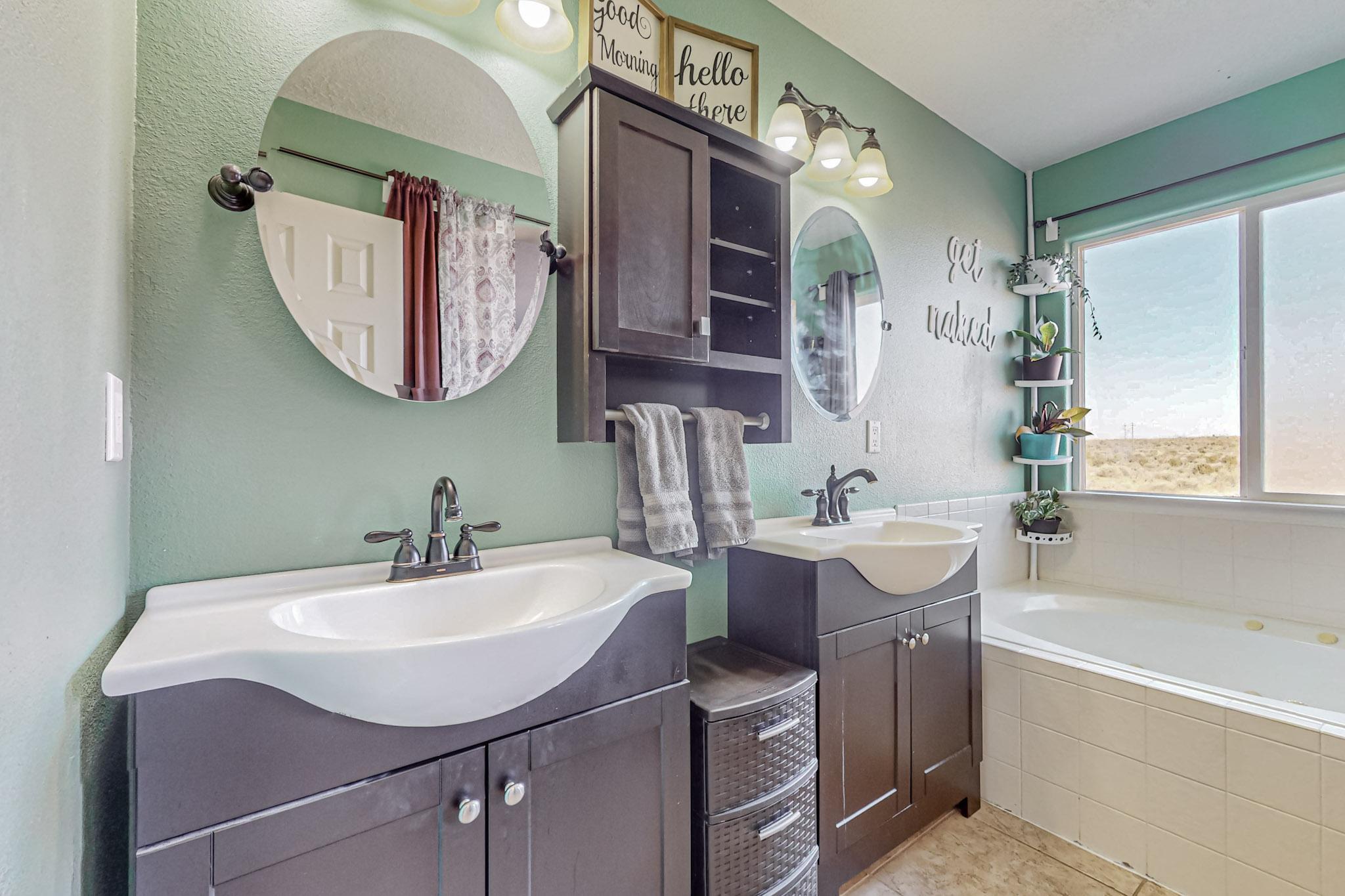 3844 Oasis Springs Road NE