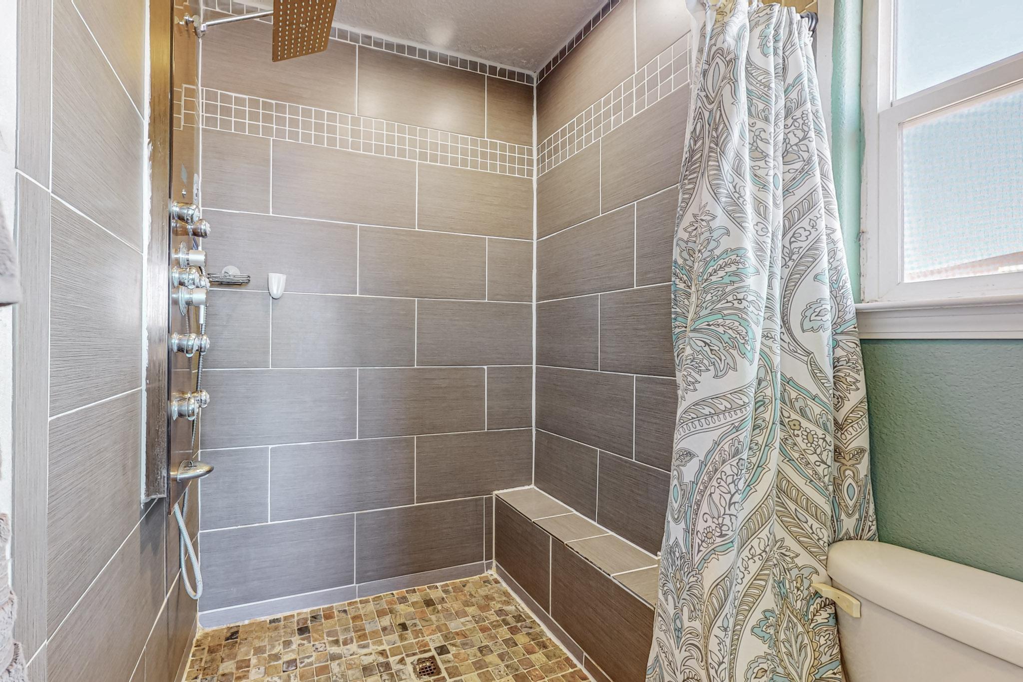 3844 Oasis Springs Road NE