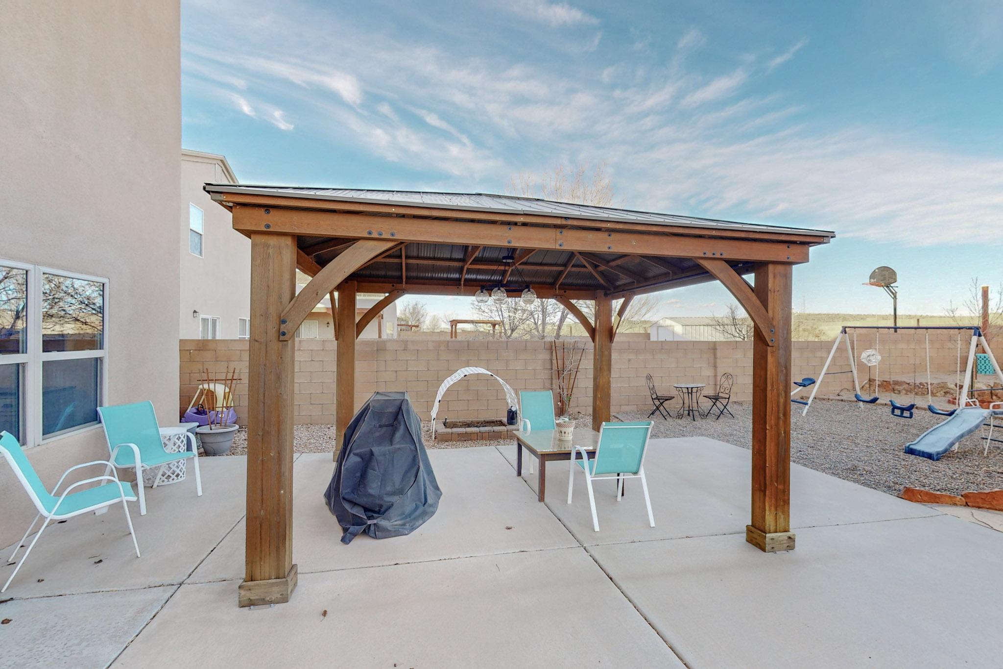 3332 Cochiti Street NE