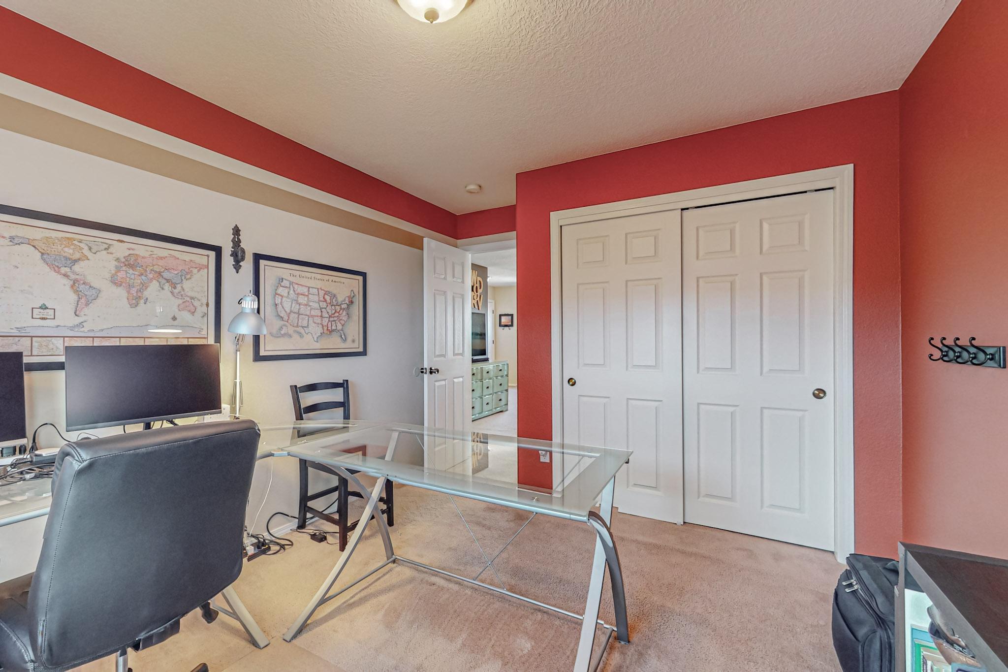 3332 Cochiti Street NE