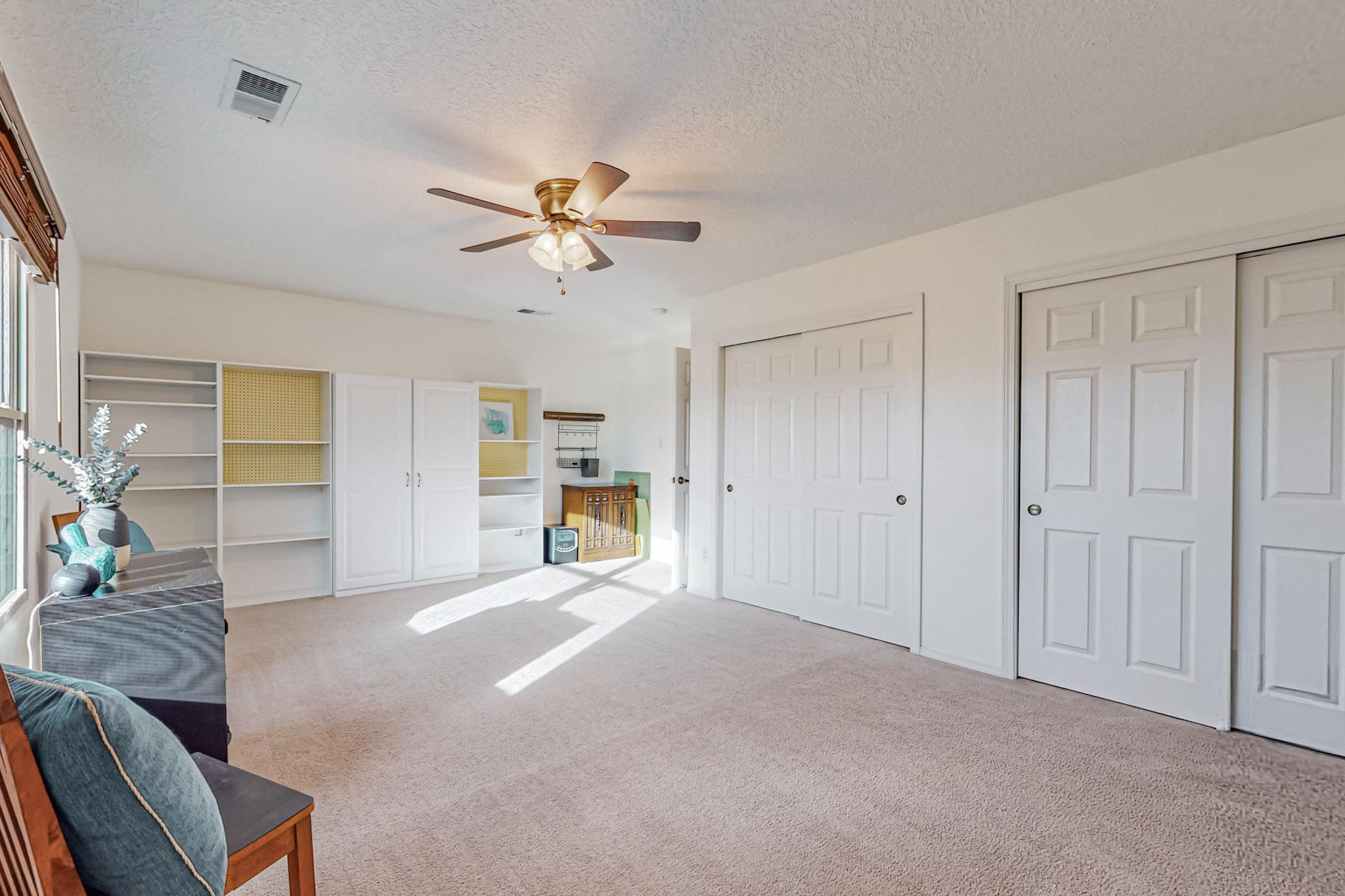 3332 Cochiti Street NE