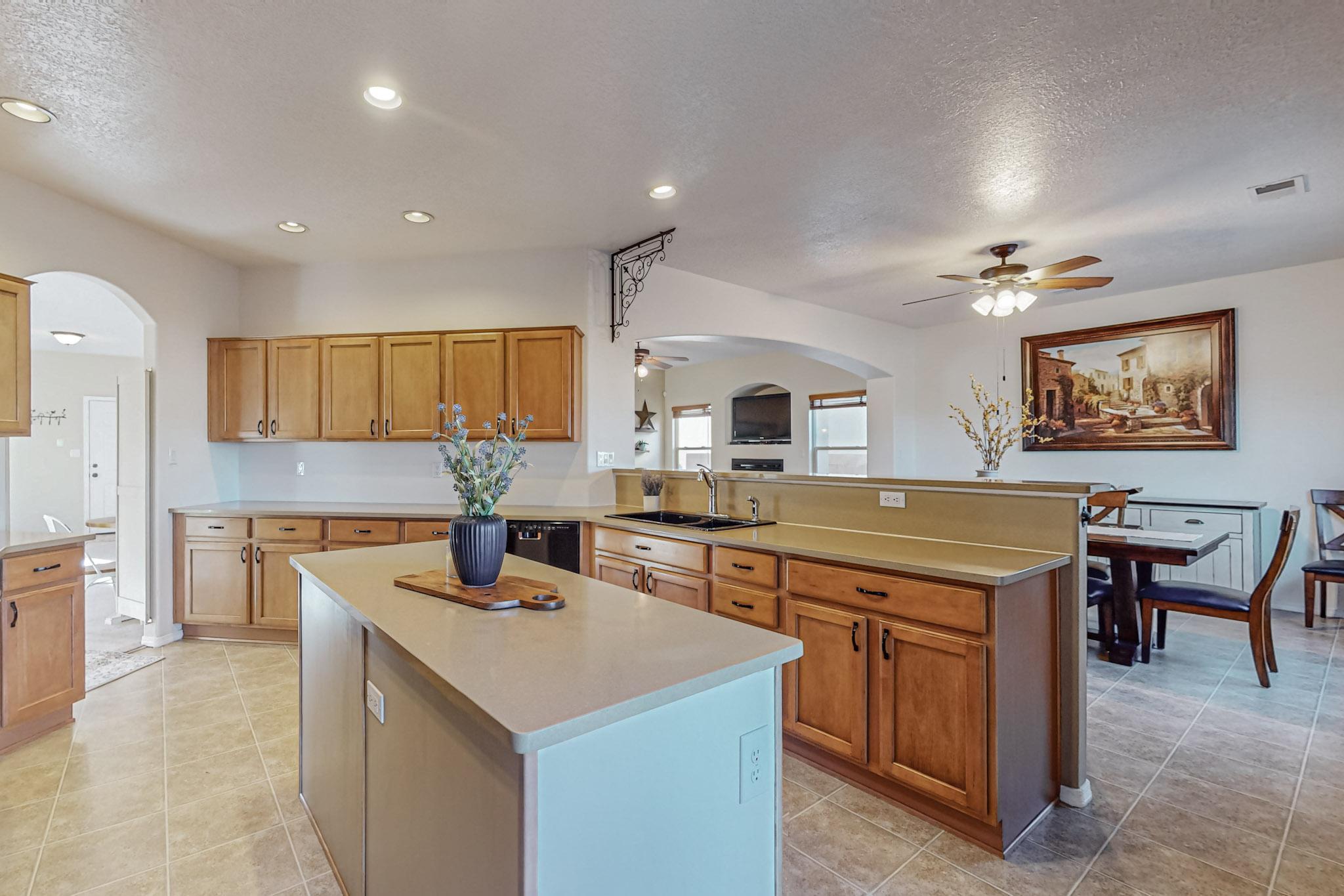 3332 Cochiti Street NE