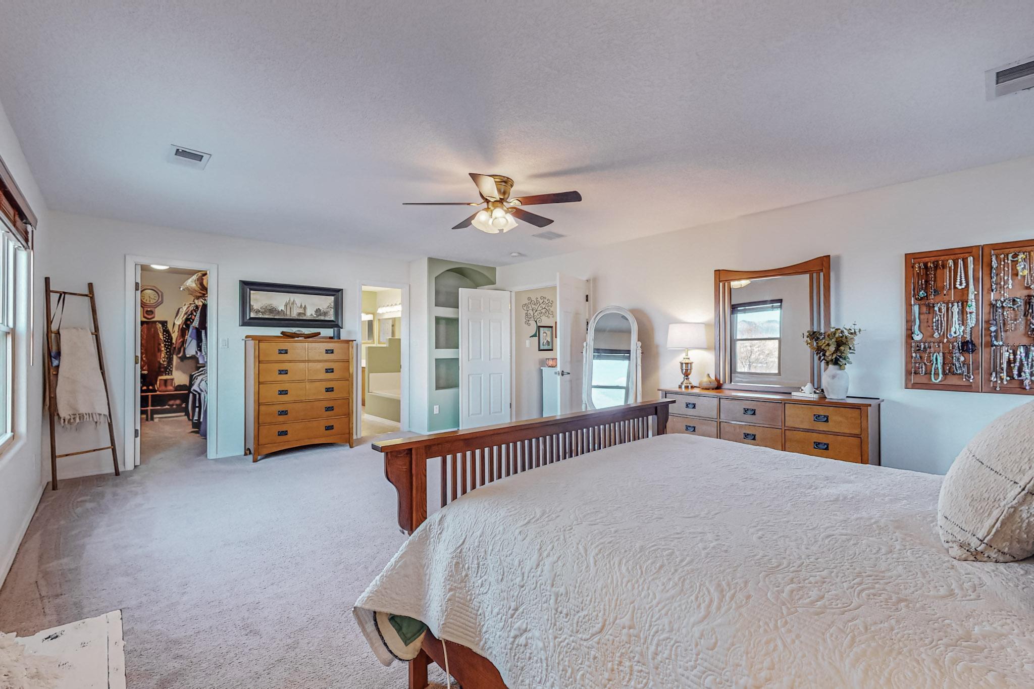 3332 Cochiti Street NE