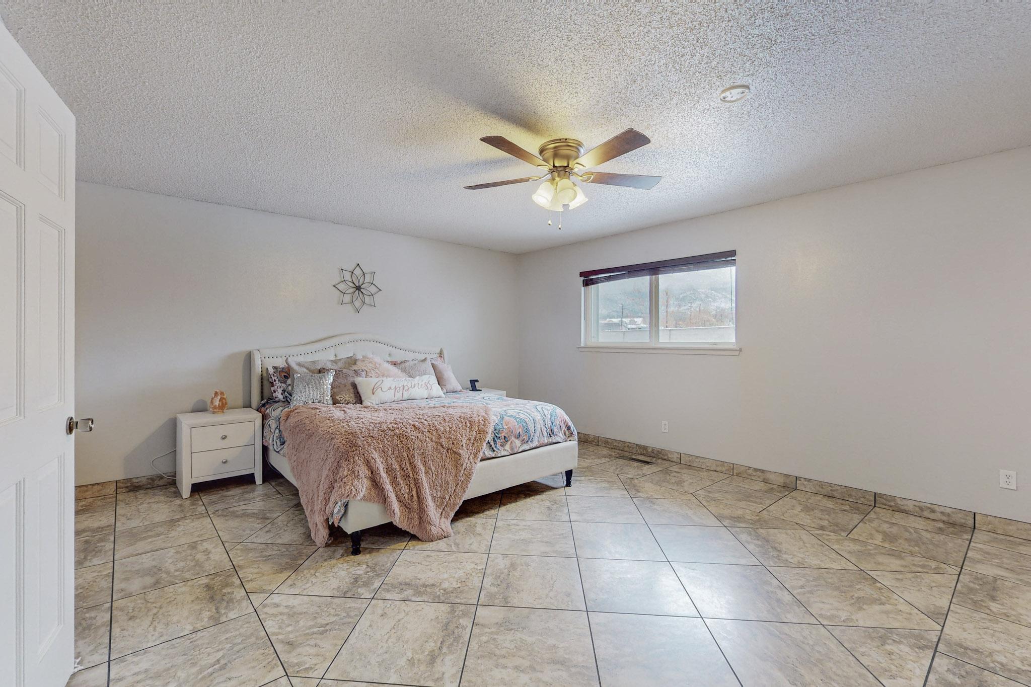 3816 Capistrano Court NE