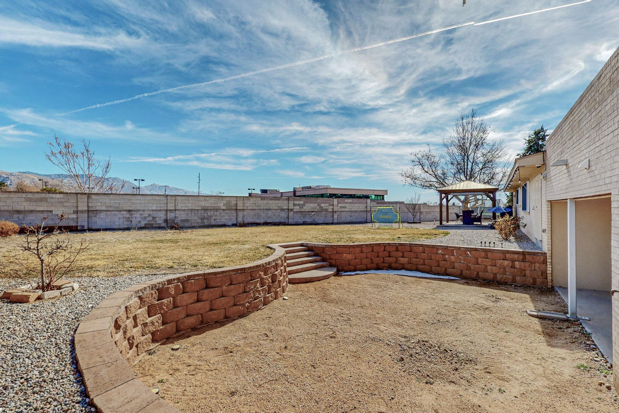 3816 Capistrano Court NE