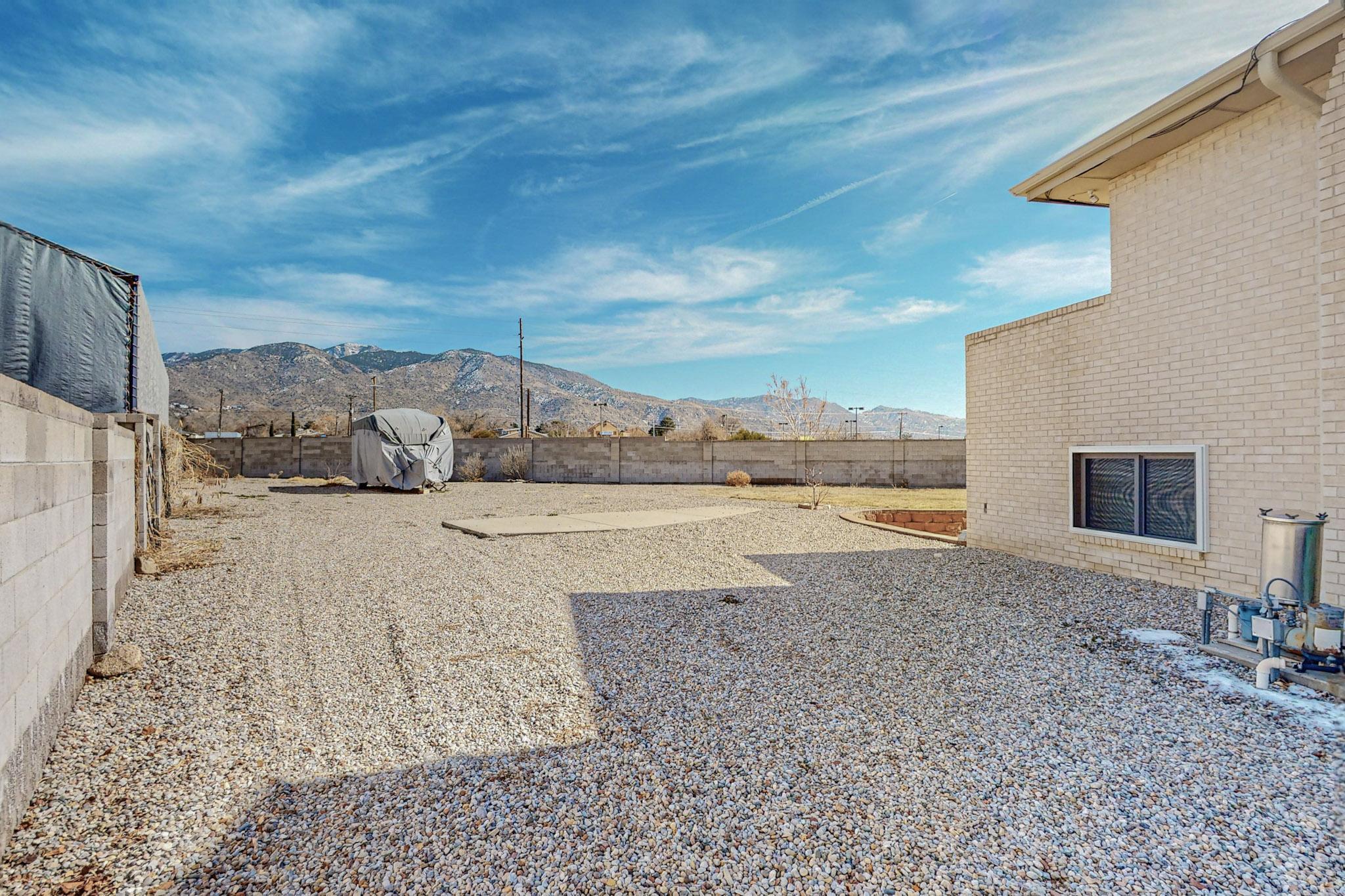 3816 Capistrano Court NE