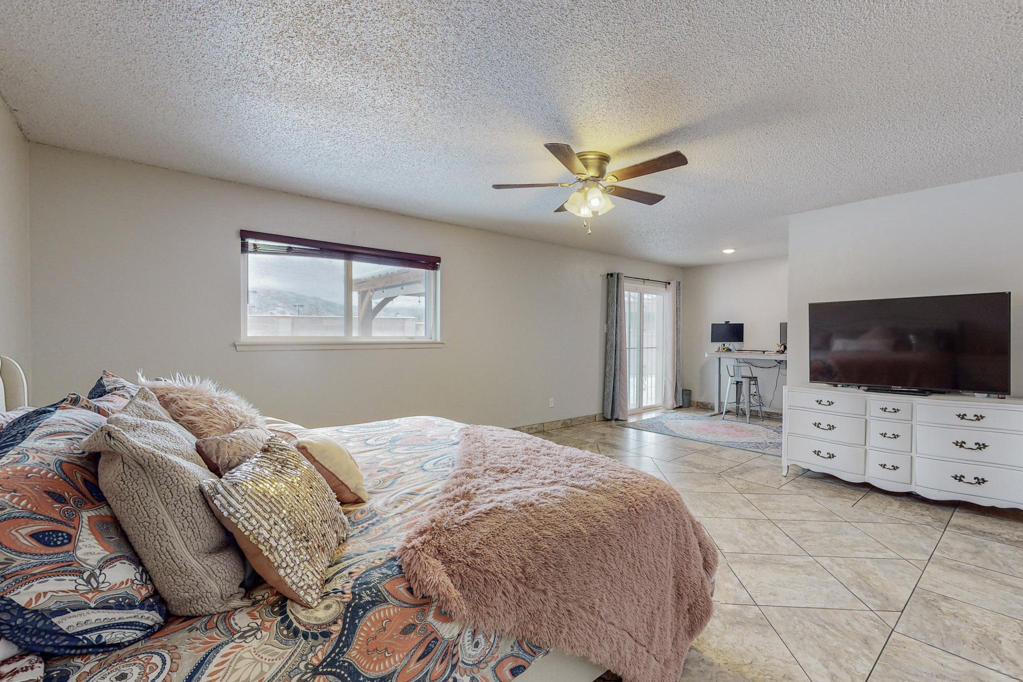 3816 Capistrano Court NE