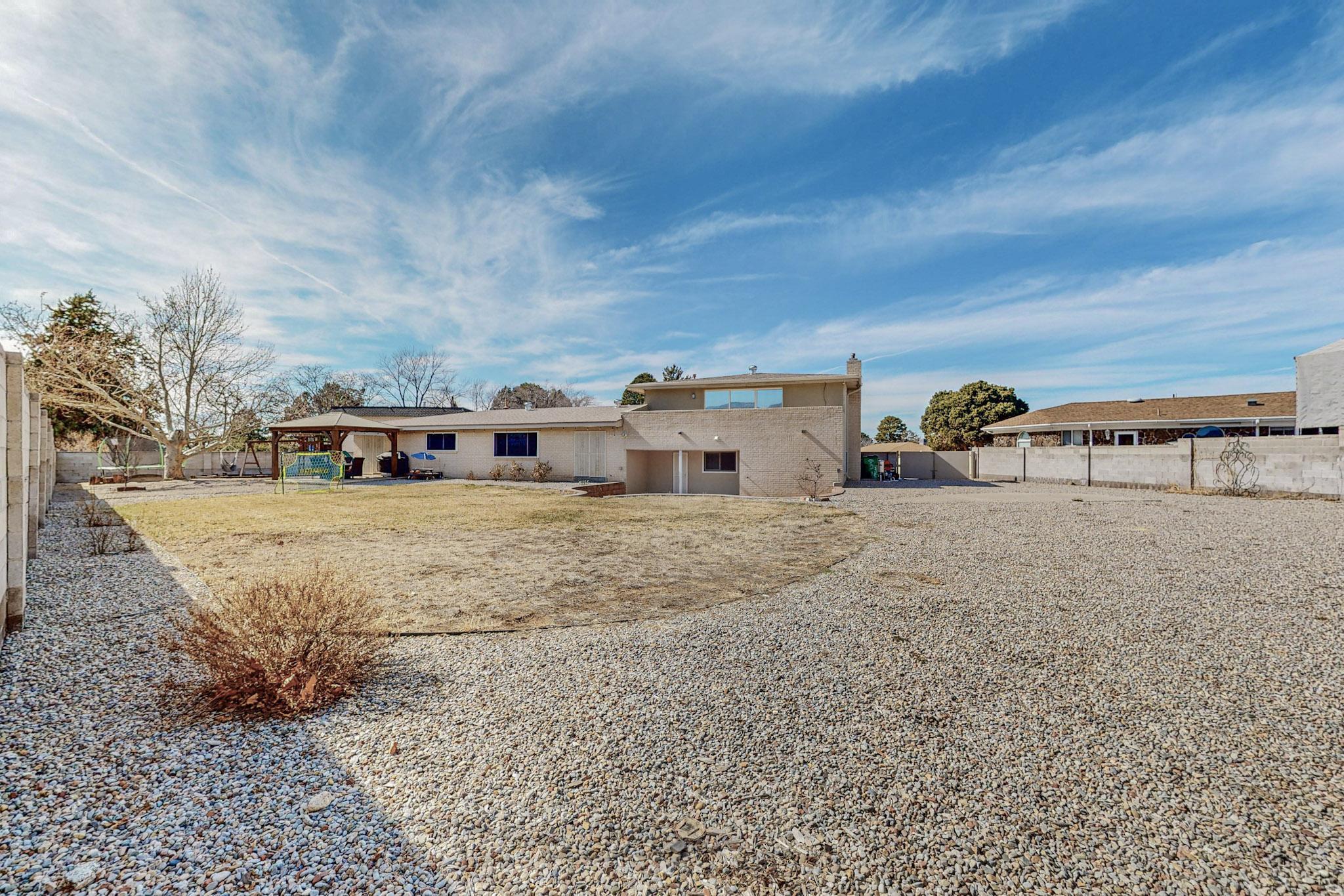 3816 Capistrano Court NE