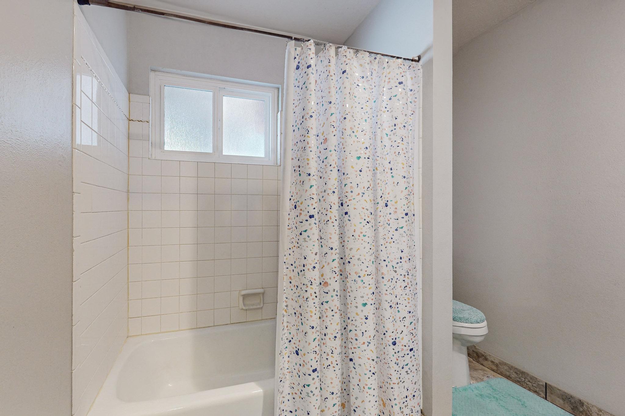 3816 Capistrano Court NE