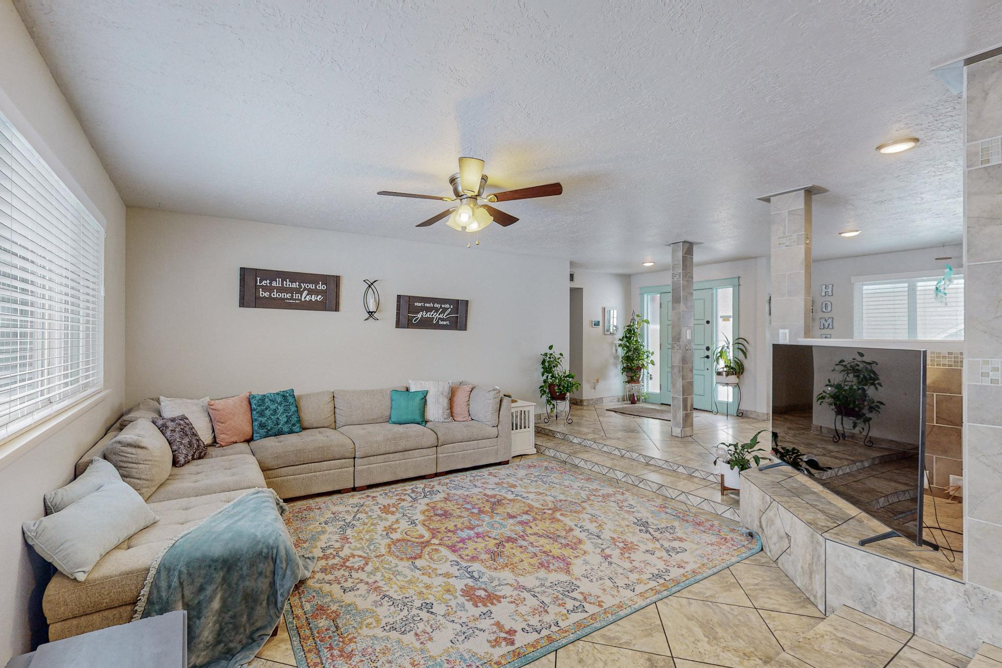 3816 Capistrano Court NE