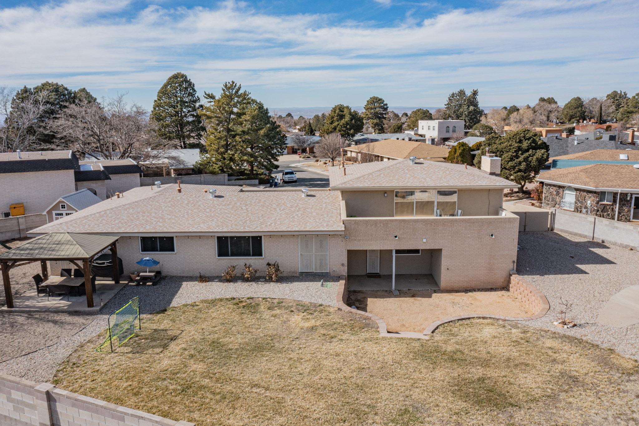 3816 Capistrano Court NE