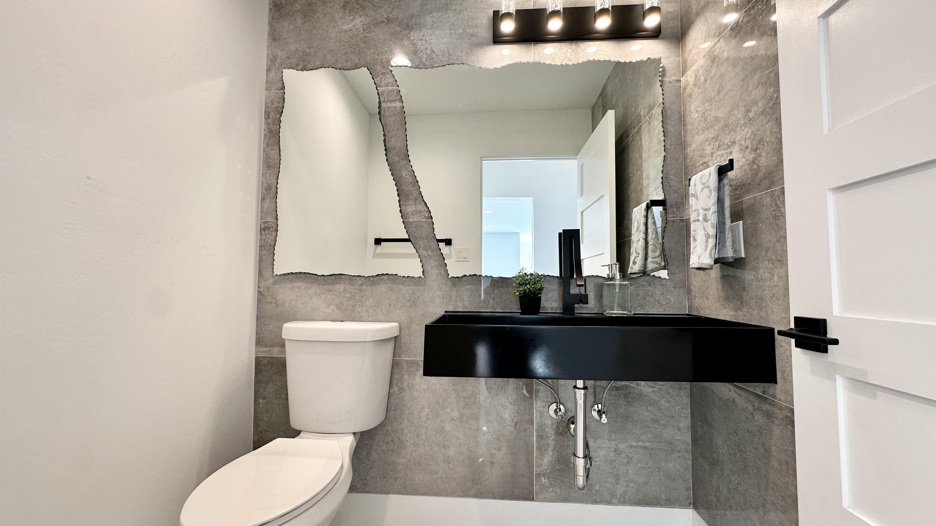 8804 Natalie Avenue NE