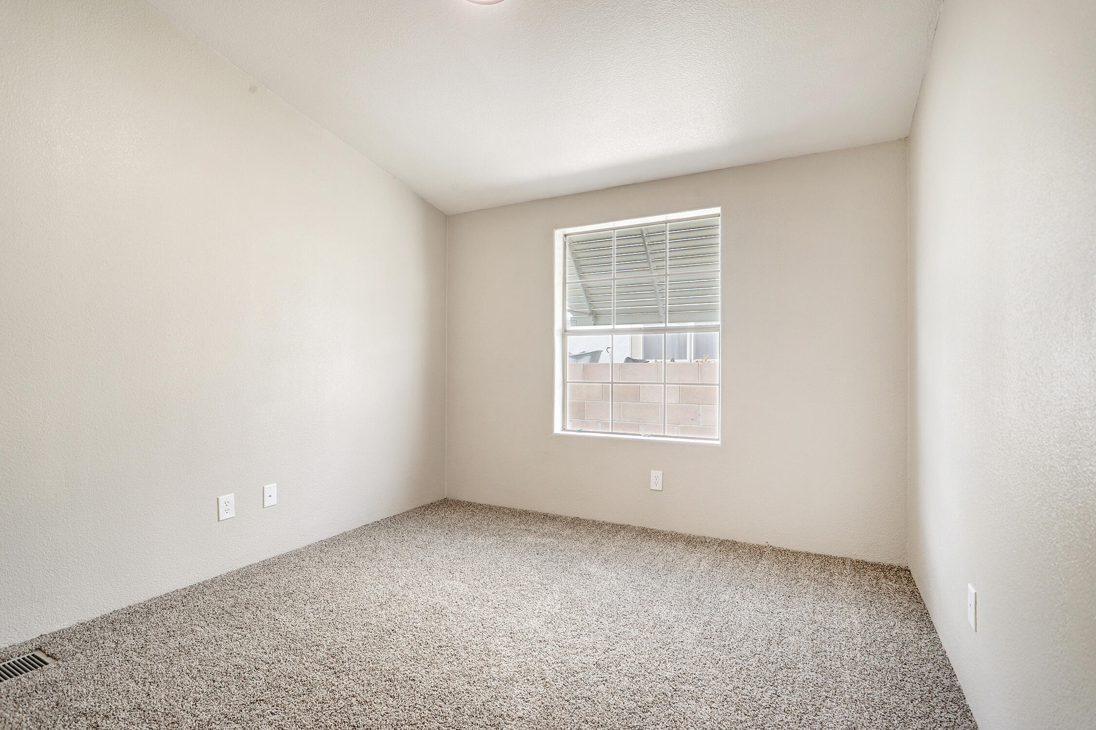 108 Sunrise Bluffs Drive